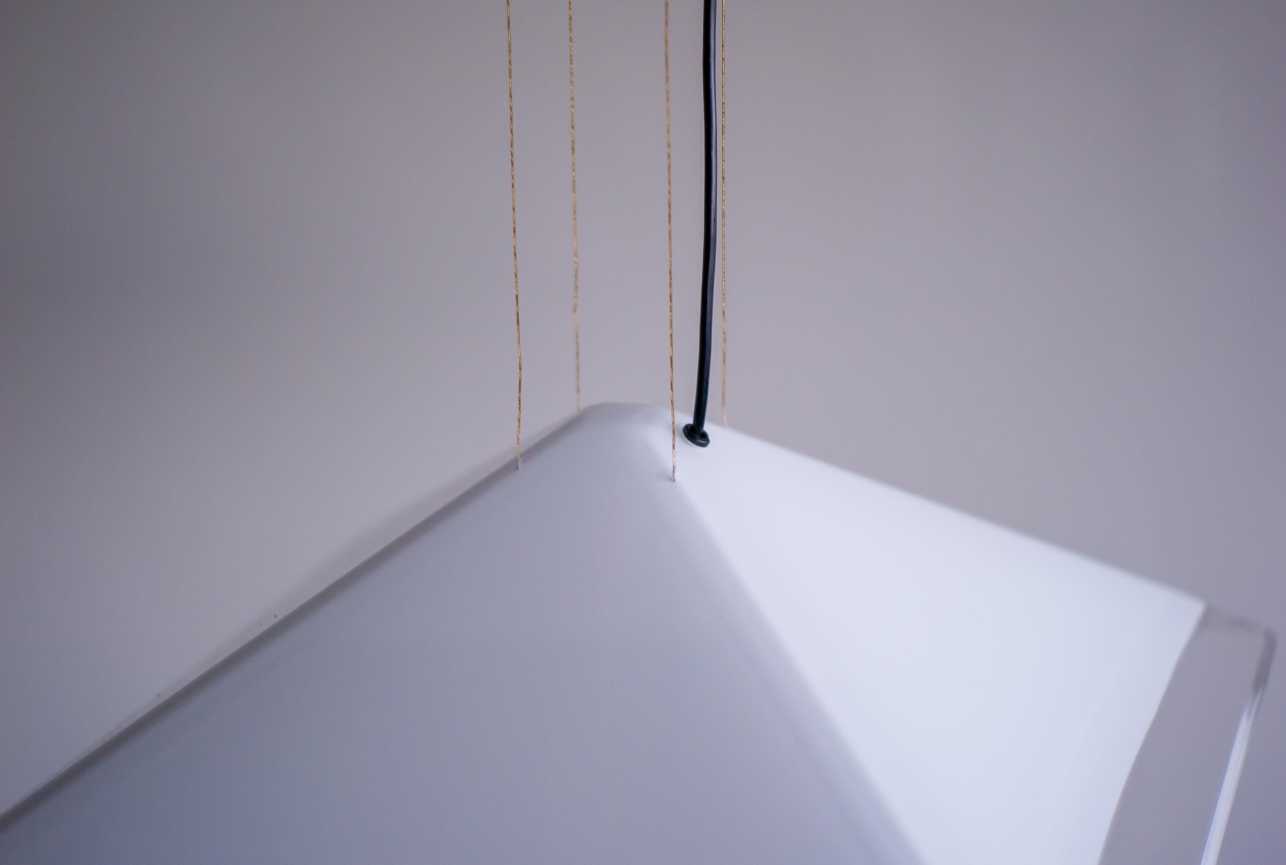 Modern Large iGuzzini Pyramid Pendant – Height Adjustable, Plexiglass, Italy 1980 For Sale