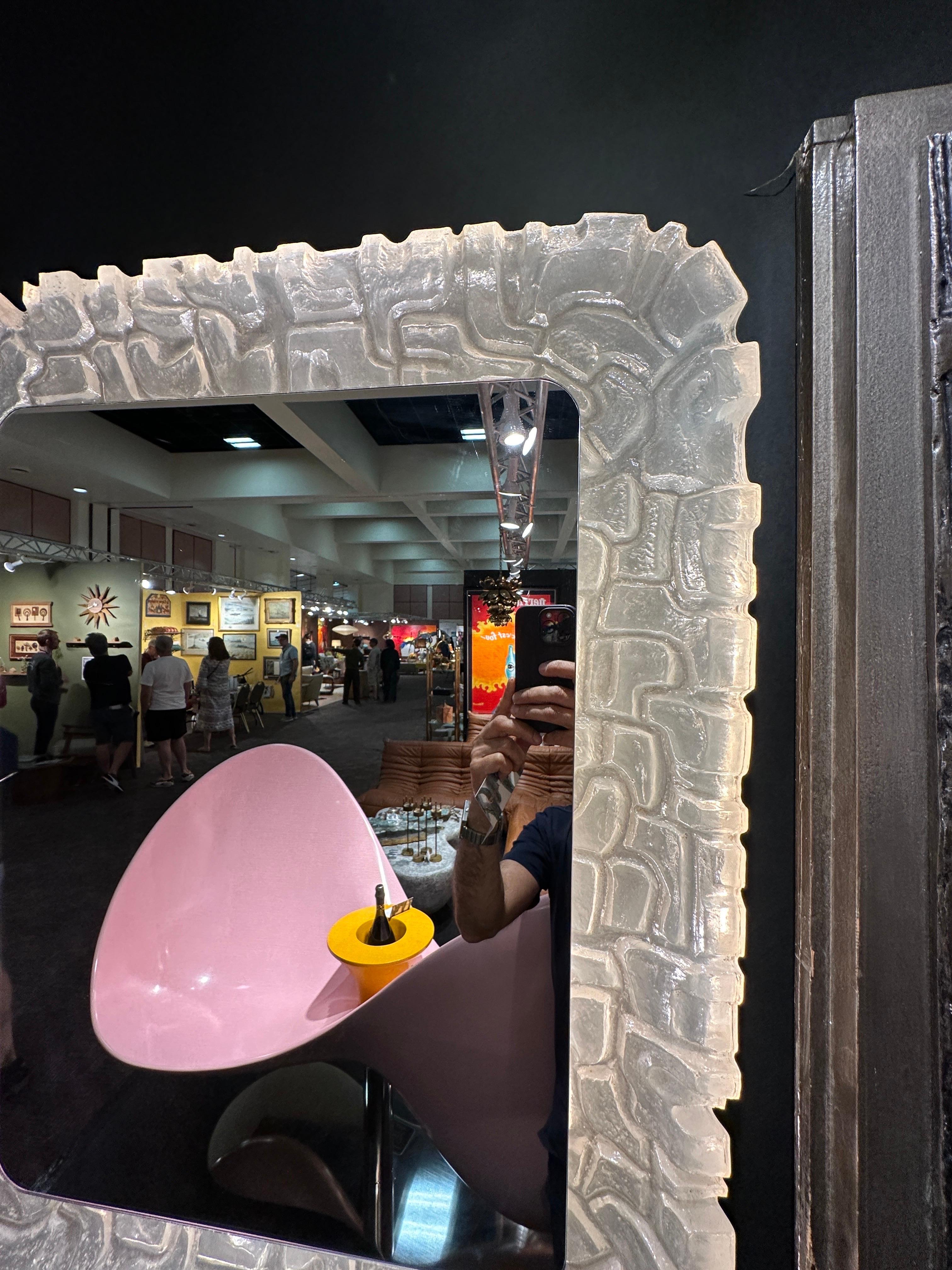 Moulage Grand miroir en acrylique éclairé  en vente