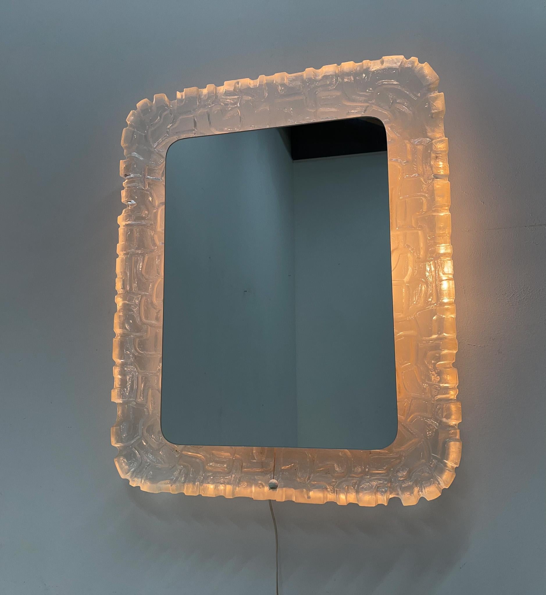 Large Illuminated Mirror by Erco Lucite, 1970s For Sale 6