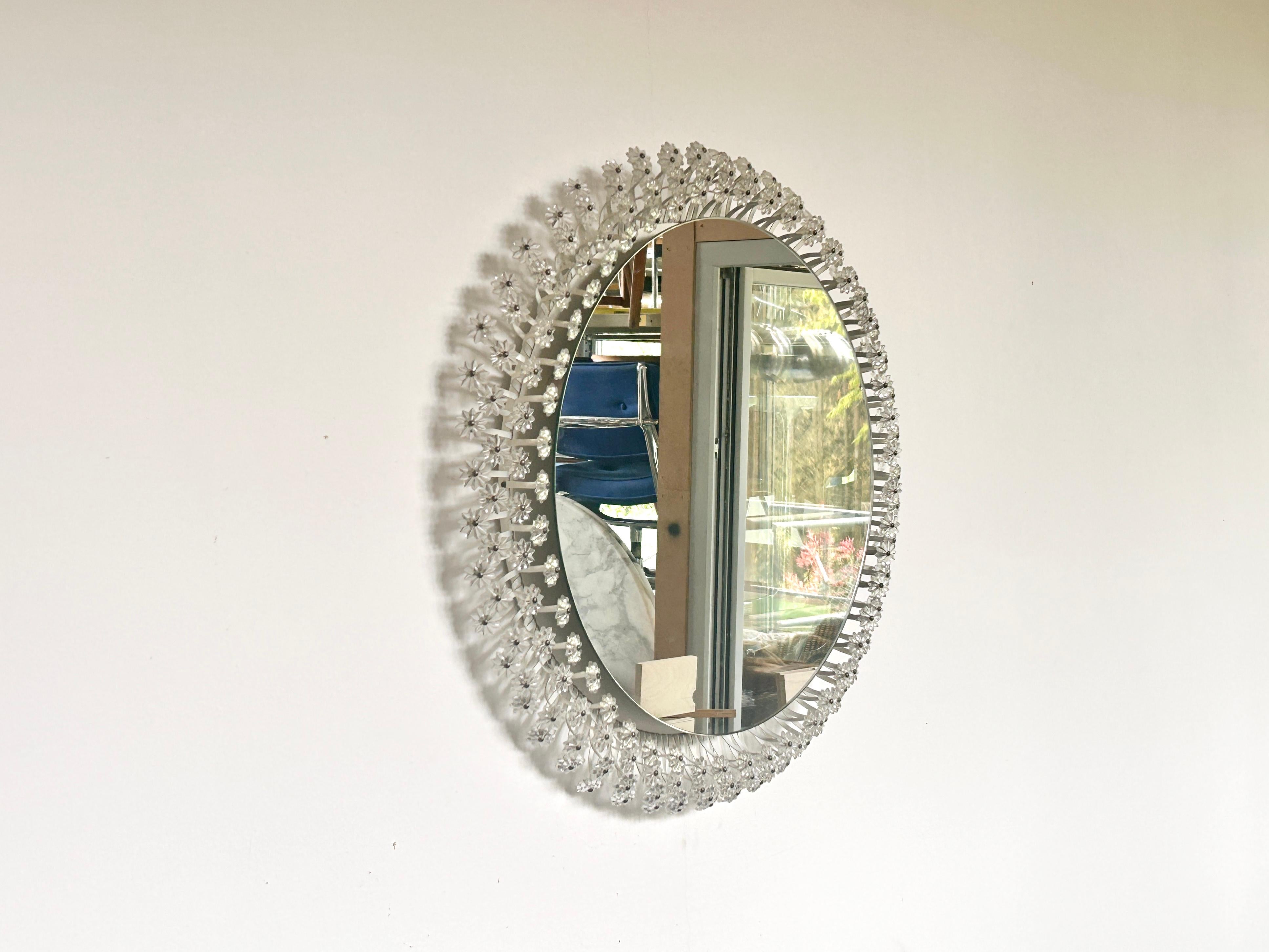 20ième siècle Grand miroir éclairé d'Emil Stejnar pour Rupert Nikoll