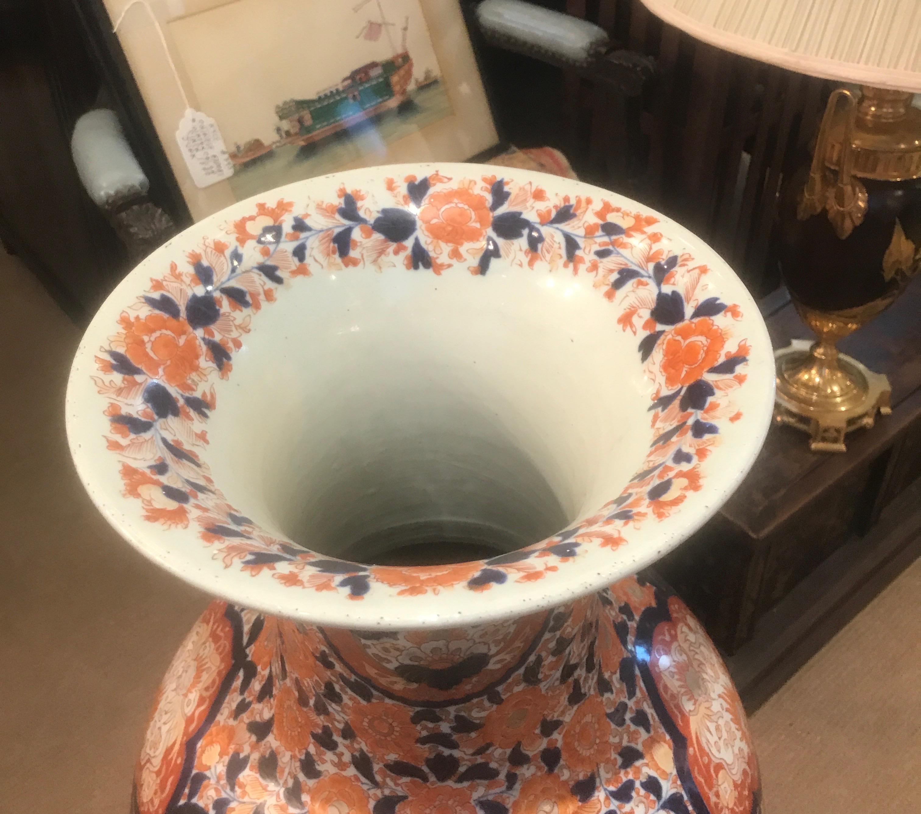 Large Imari Floor Vase 2