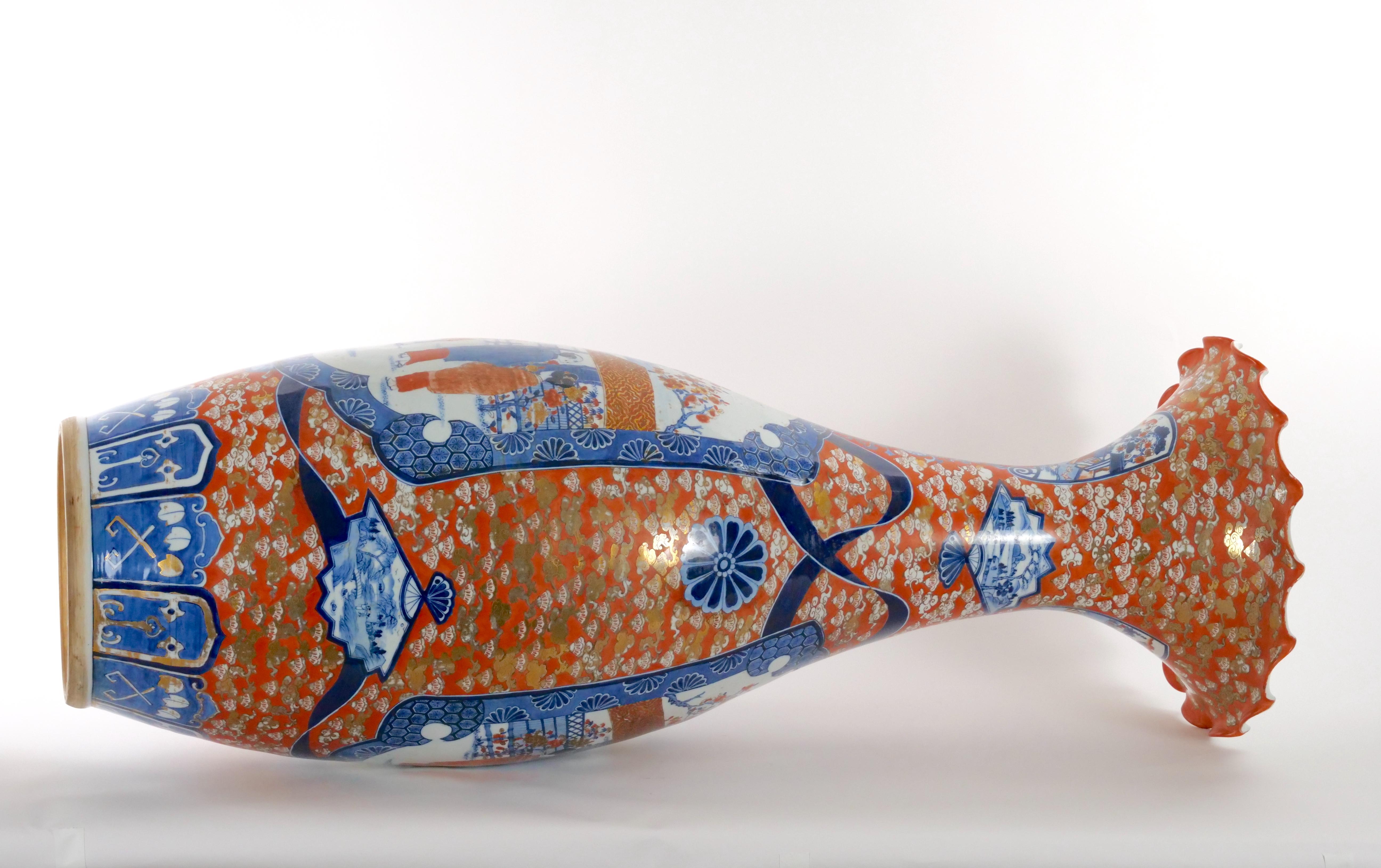Chinoiserie Large Imari Porcelain Flori-form Trumpet Decorative Floor Vase For Sale