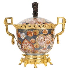 Antique Large Imari Porcelain Perfume Burner, Japan and Gilt Bronze, 19th Century.