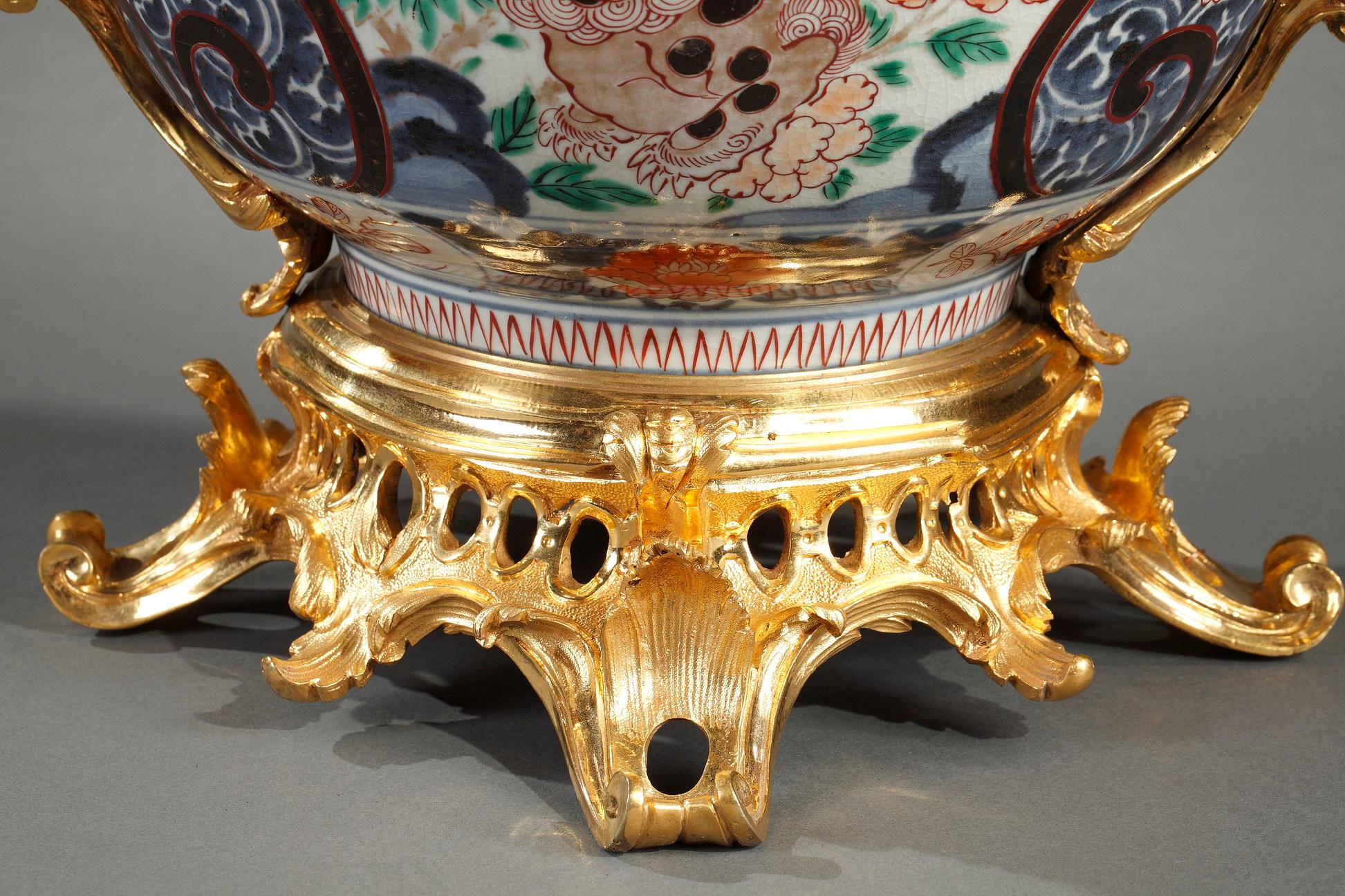 Grande fioriera in Imari Porcelain, Francia, 1880 circa in vendita 2