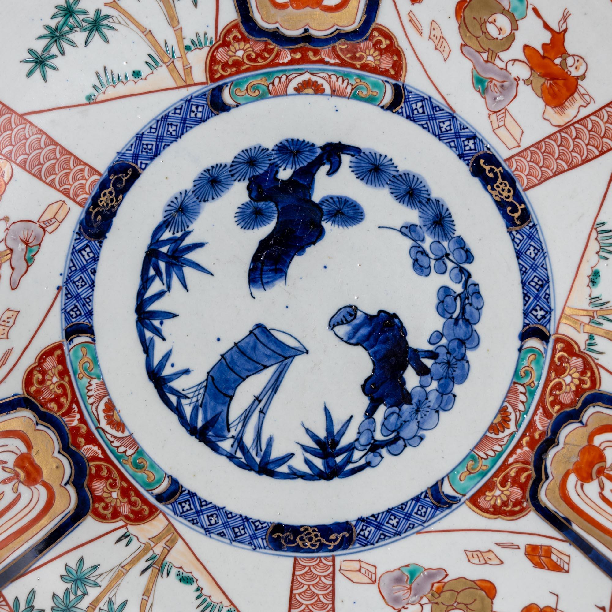 Großer Imari Porcelain Teller, wahrscheinlich 19. Jahrhundert im Angebot 3