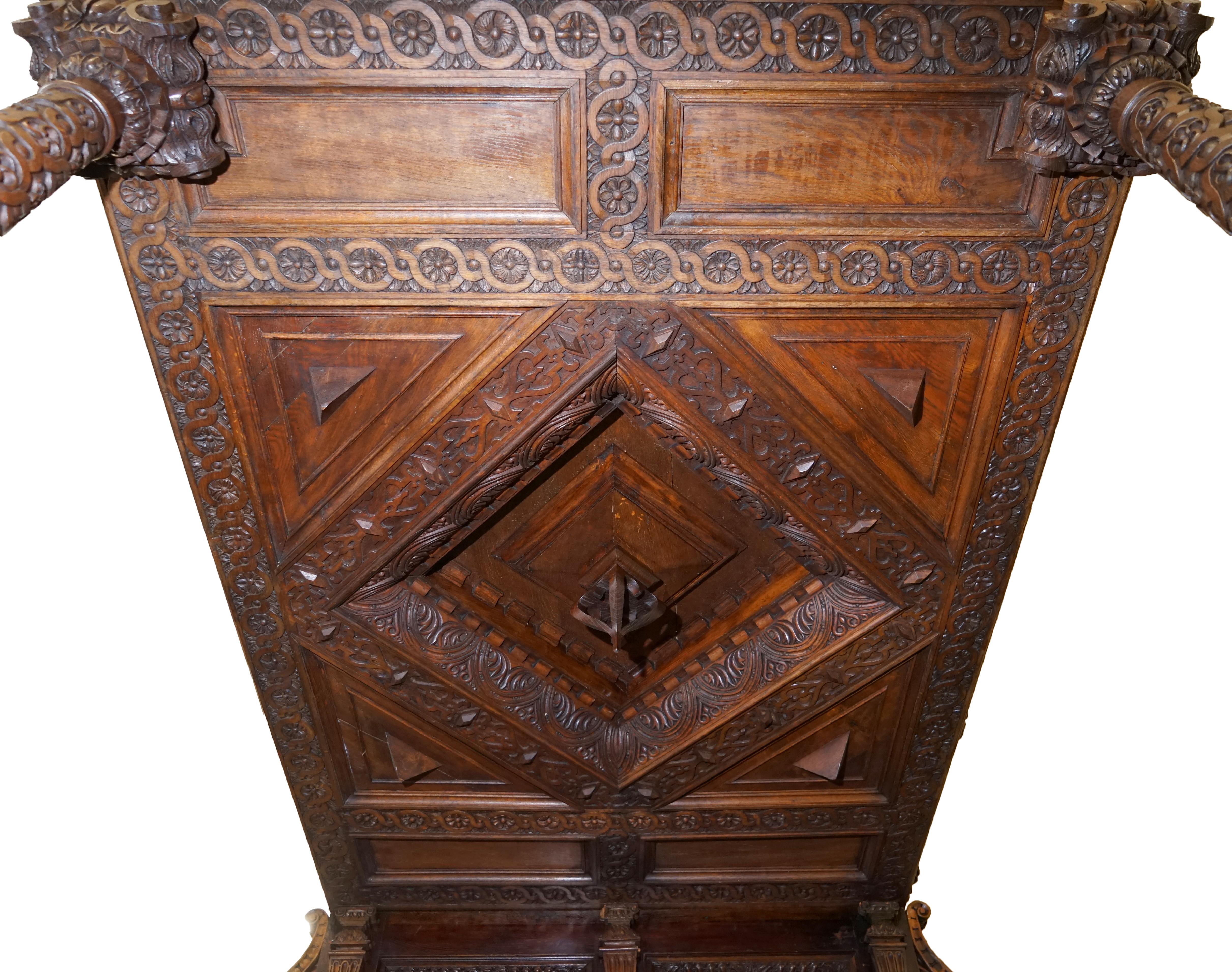 LARGE & IMPORTANT ANTiQUE CIRCA 1600 CHARLES I DOCUMENTED ENGLISH OAK TESTER BED For Sale 10