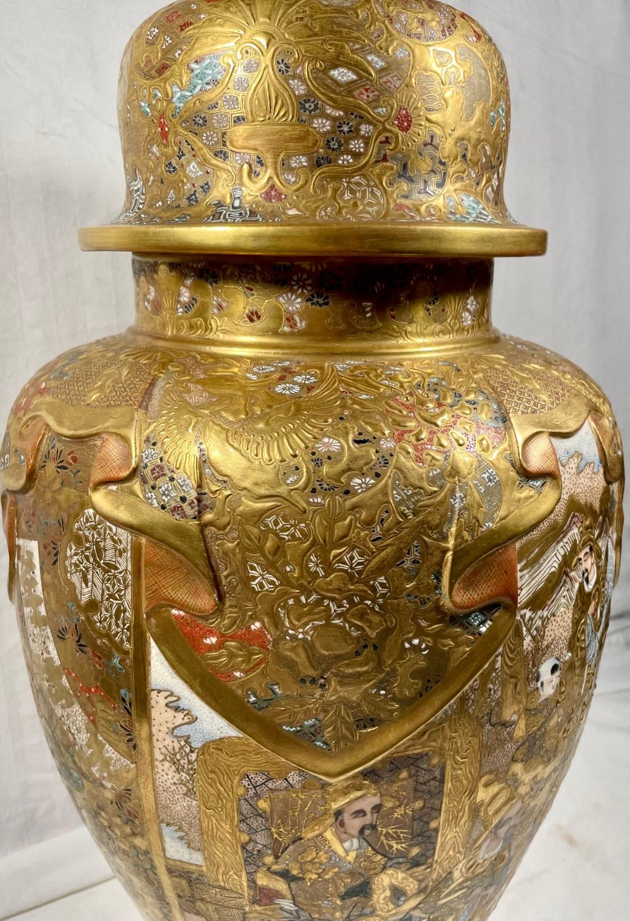 Large Important Japanese Meiji Satsuma Covered Urn with Foo Dog For Sale 6