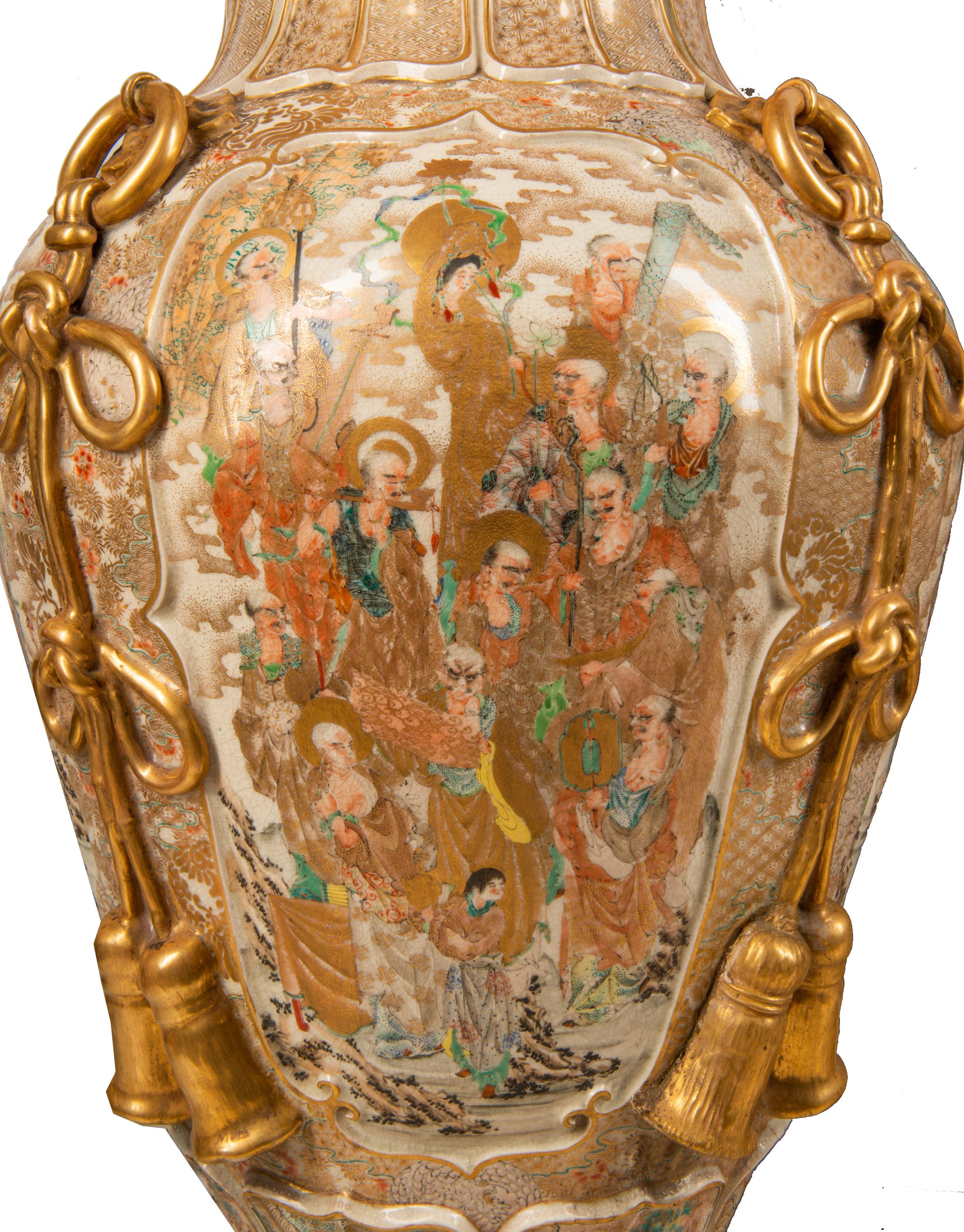 Large Important Pair of 19th Century Japanese Satsuma Lidded Vases 2