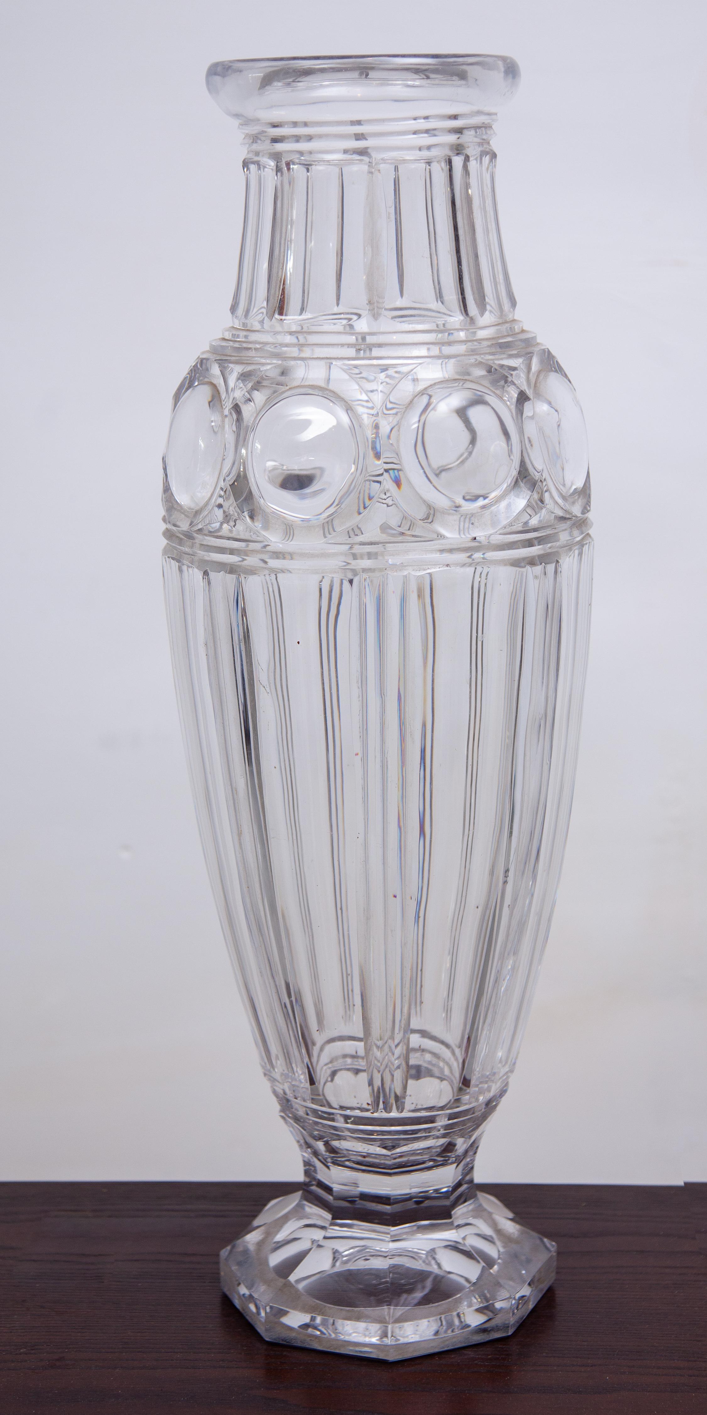Große beeindruckende Kristallvase aus Val Saint Lamber-Kunstglas, Belgien (Facettiert) im Angebot