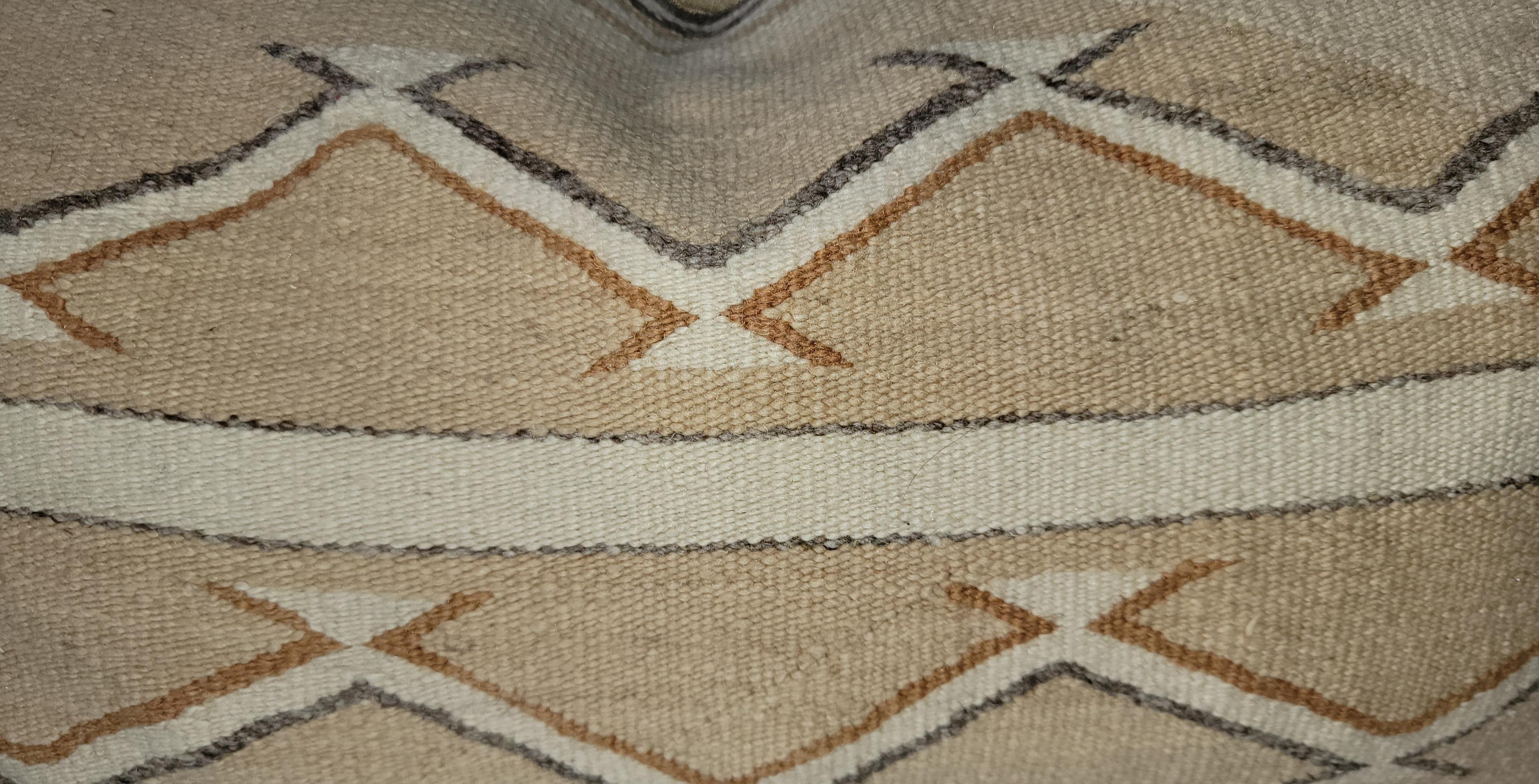 Fantastic Large Indain Weaving Pillow. Pale Golden Yellow, Gray, off White Colors. Beautiful backing.
Feather and Down Insert. Zippered Casing.