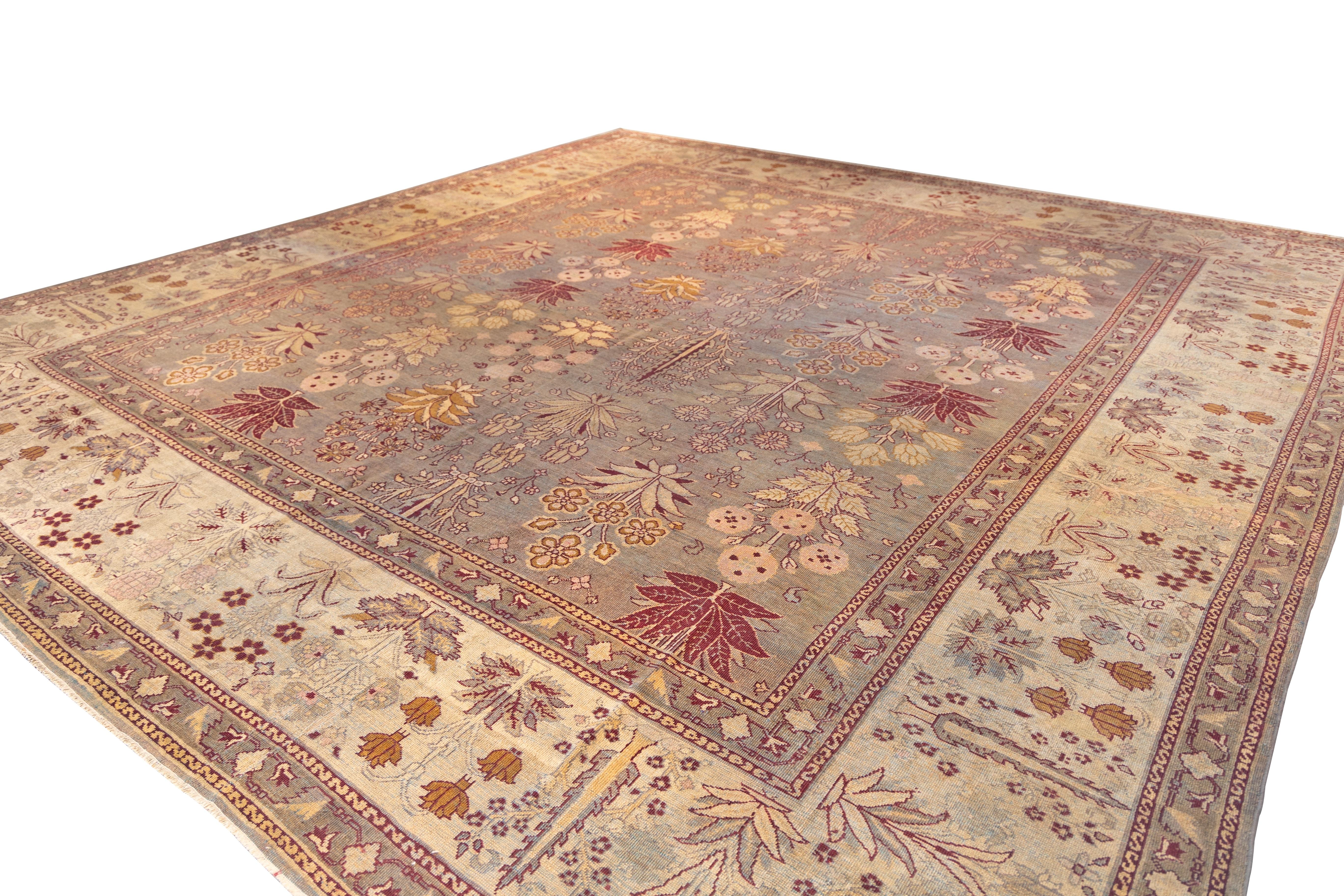 XIX secolo Large indian Amritsar rug from late 19th cent. in vendita