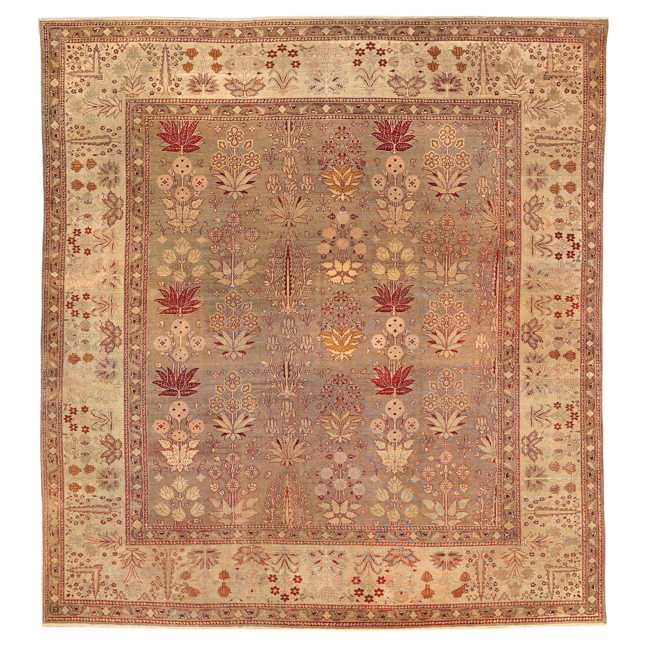Large indian Amritsar rug from late 19th cent. For Sale