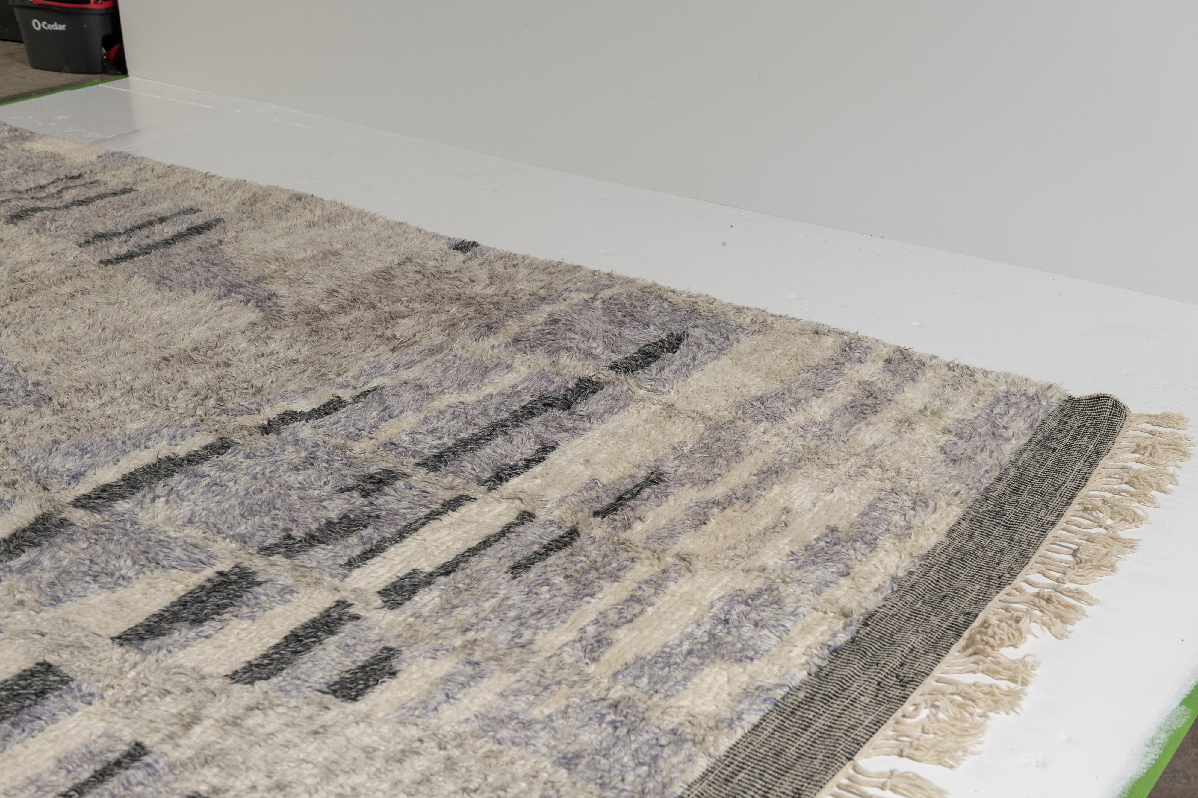 Alfombra india grande con motivos marroquíes en venta 4