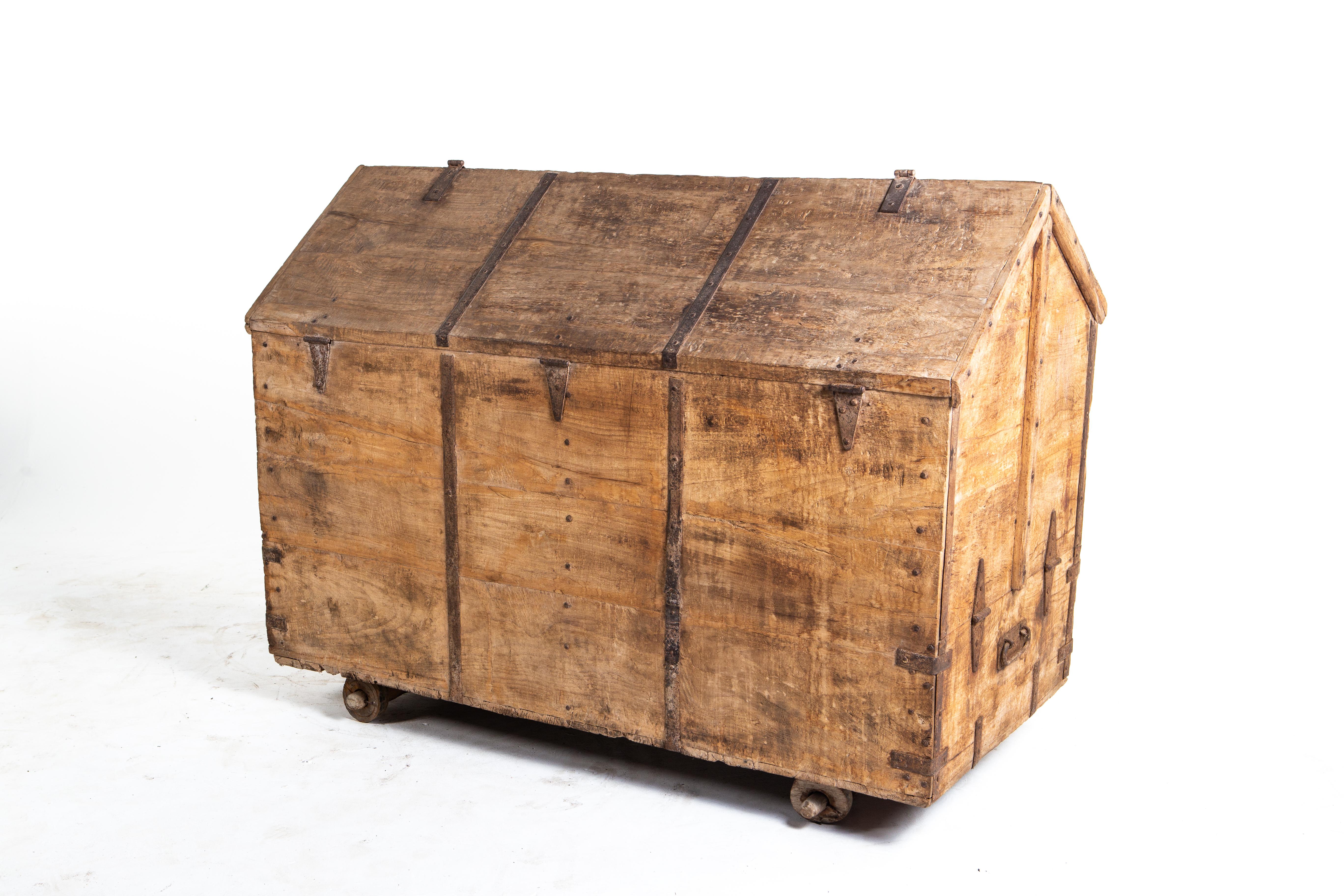 Large Indian Storage Chest 2