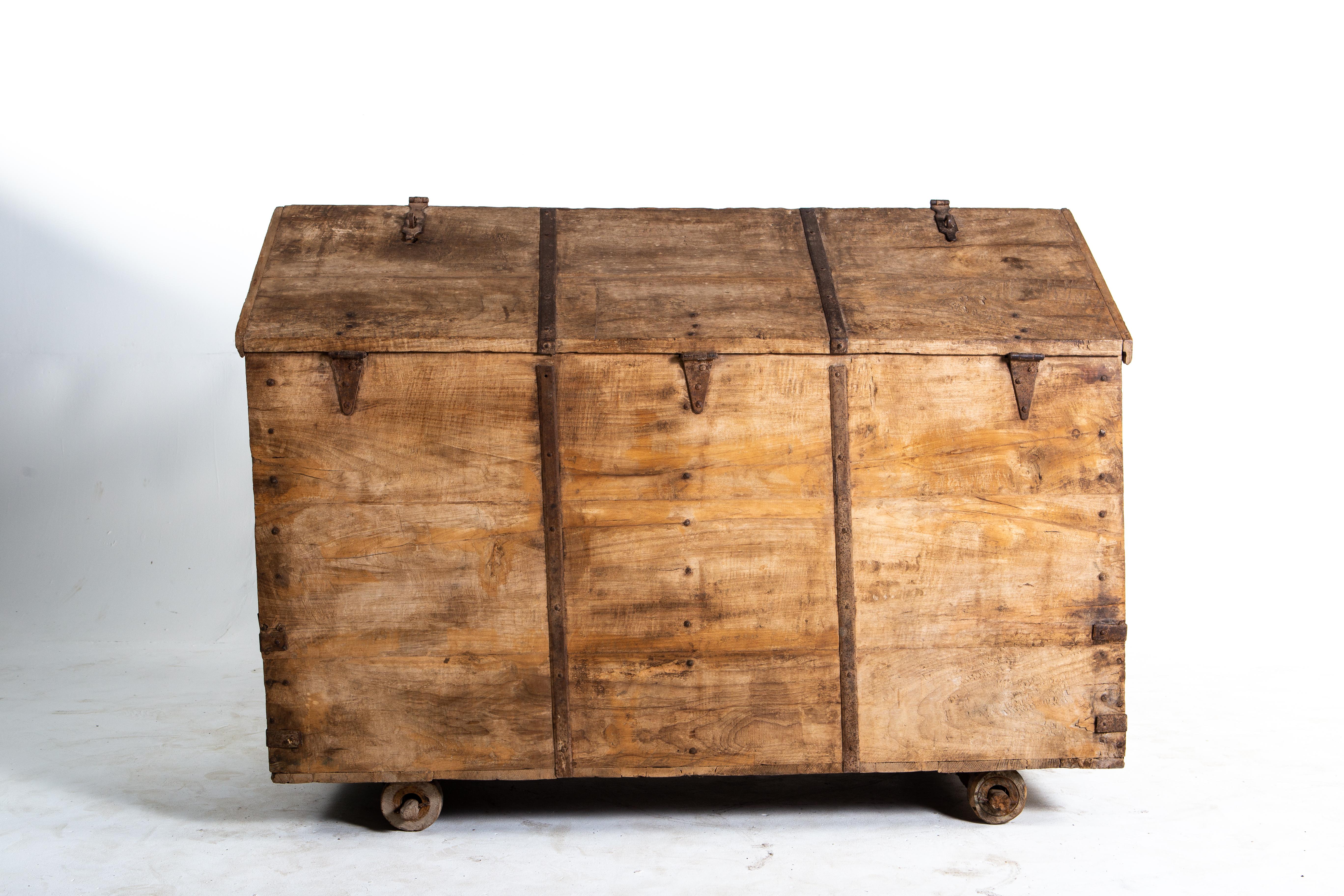 Large Indian Storage Chest 5