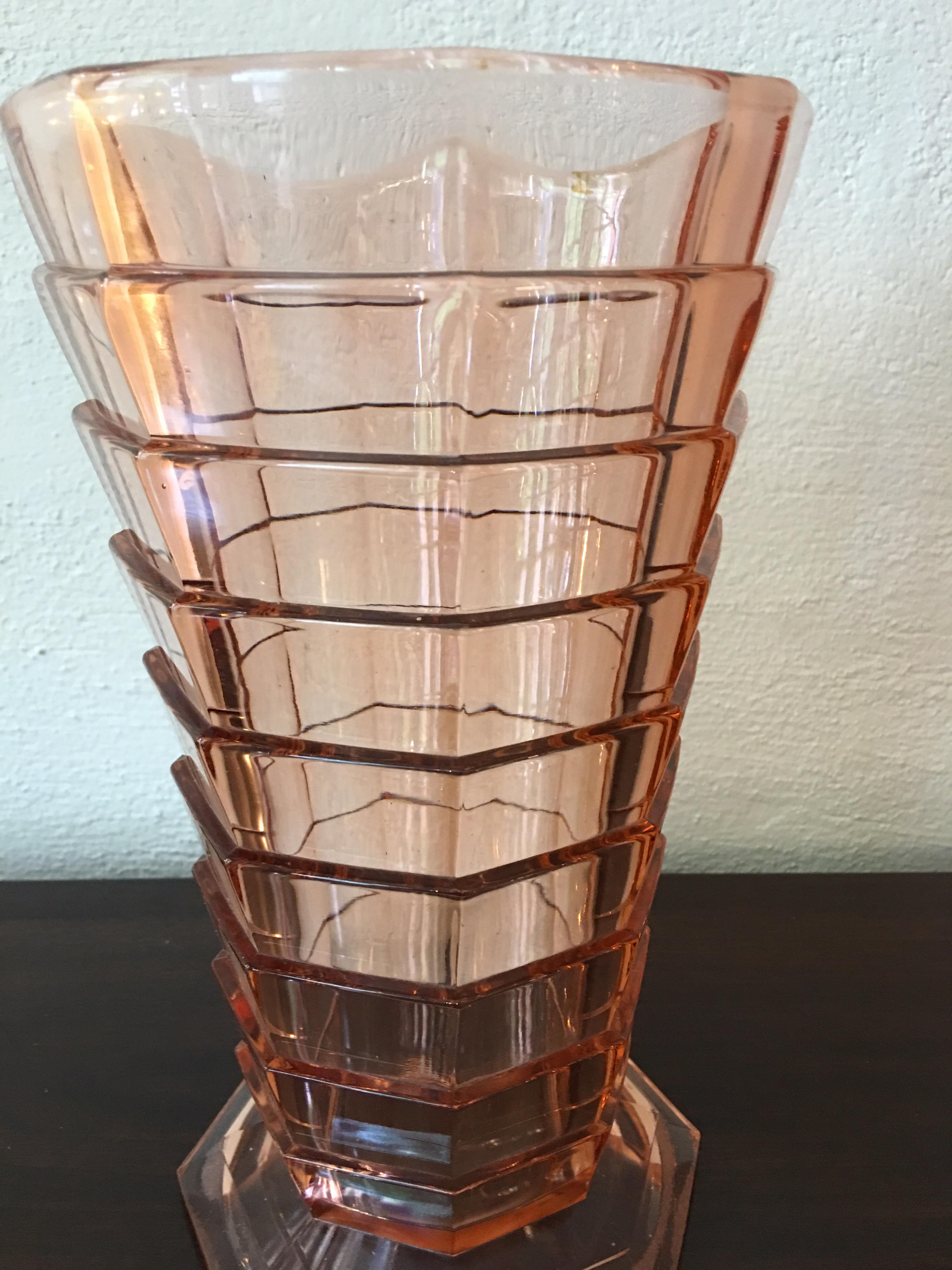 Art Deco Large Indiana Tea Room Depression Glass Vase