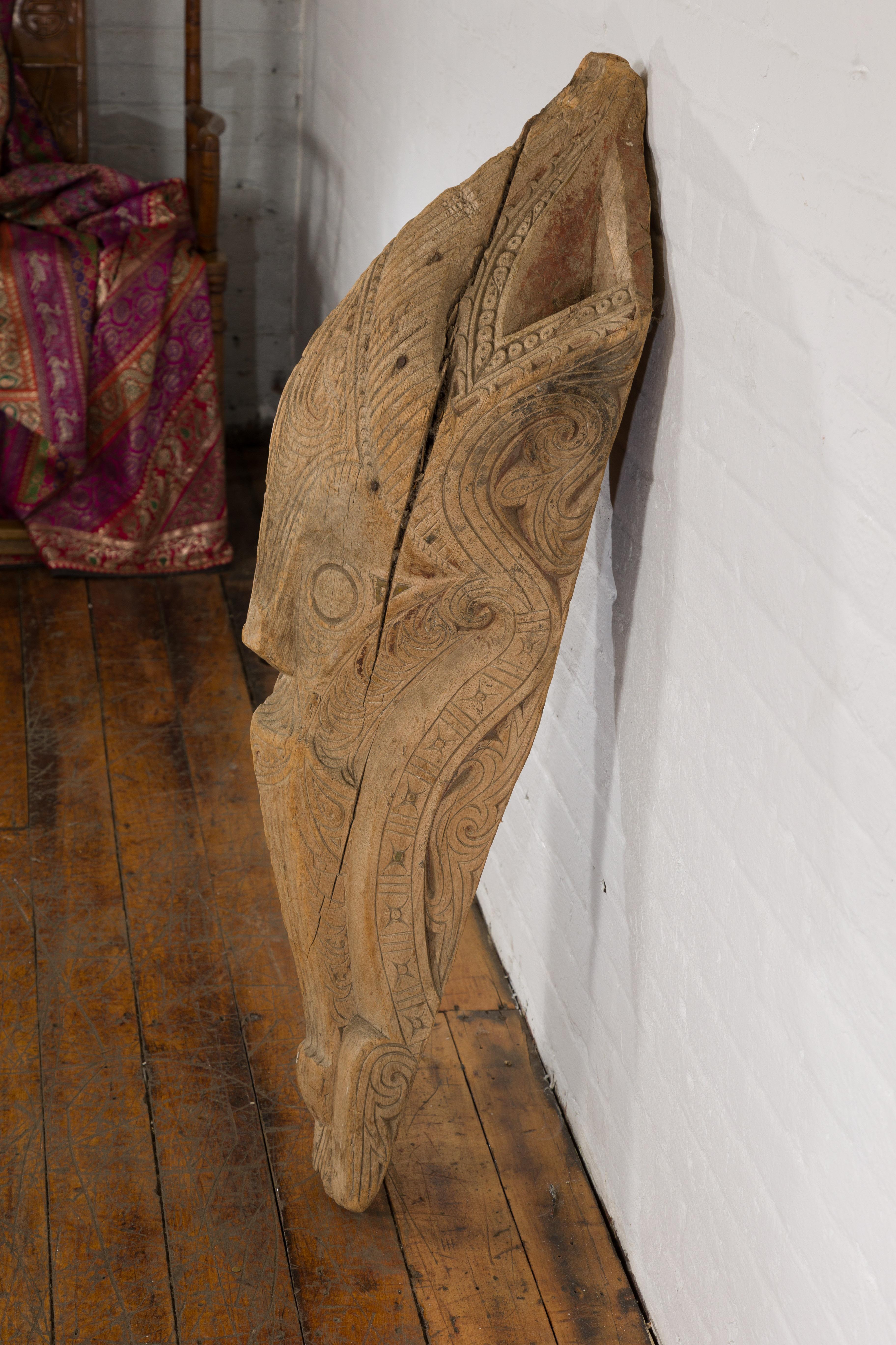 Large Indonesian Hand Carved Batak Singa Singa Tribal Carving from Sumatra For Sale 6