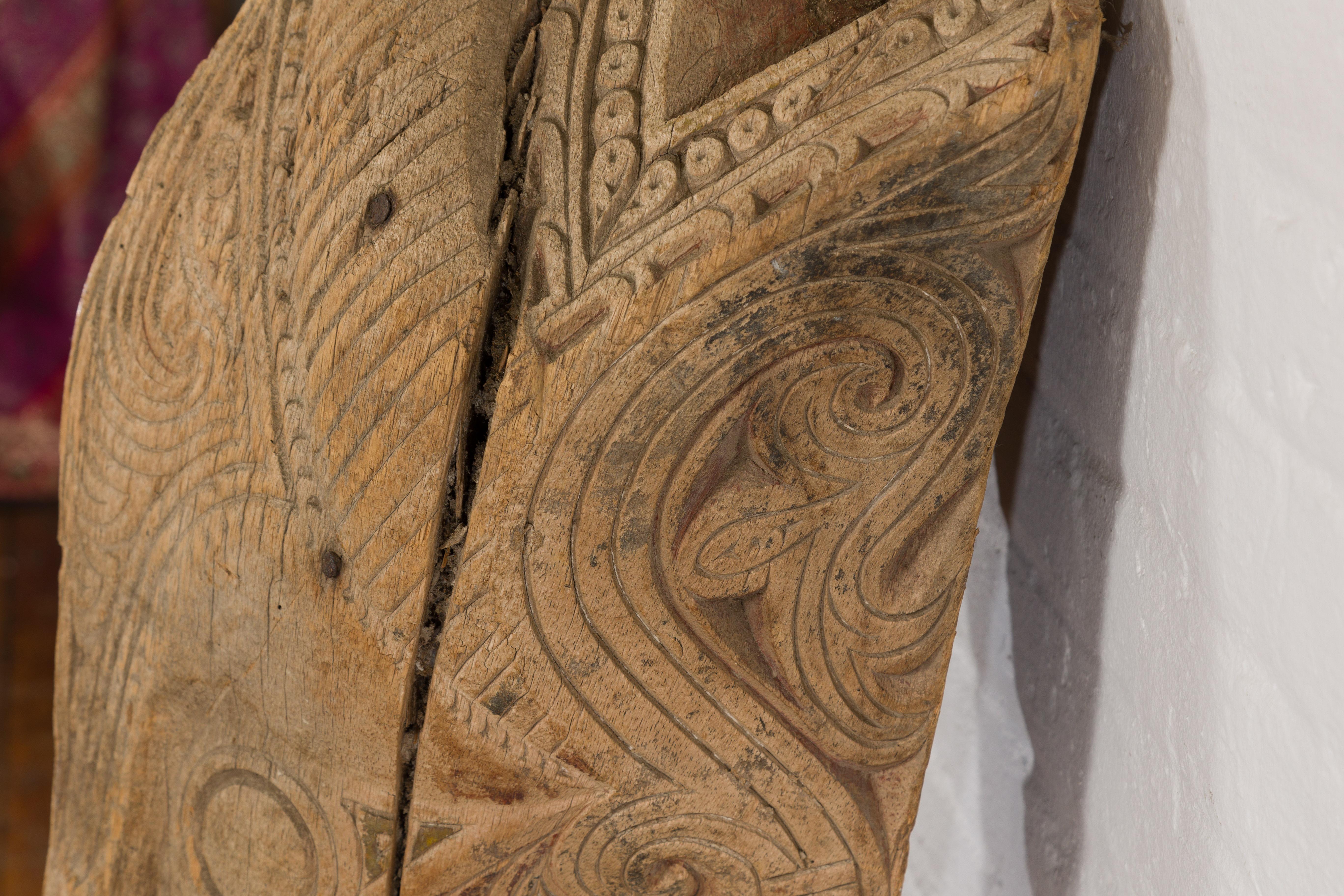 Large Indonesian Hand Carved Batak Singa Singa Tribal Carving from Sumatra For Sale 7