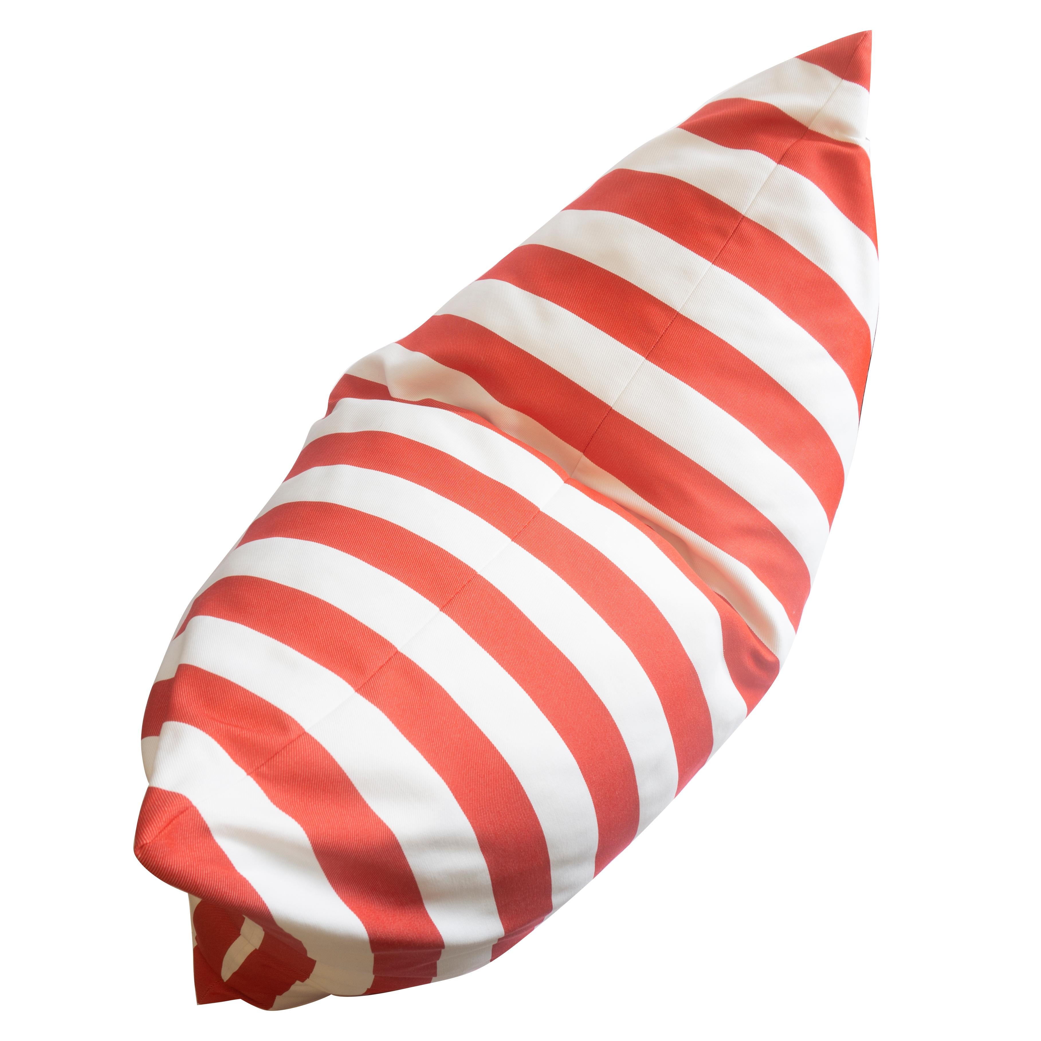 Moderne Grand coussin intérieur/extérieur à rayures rouges et blanches