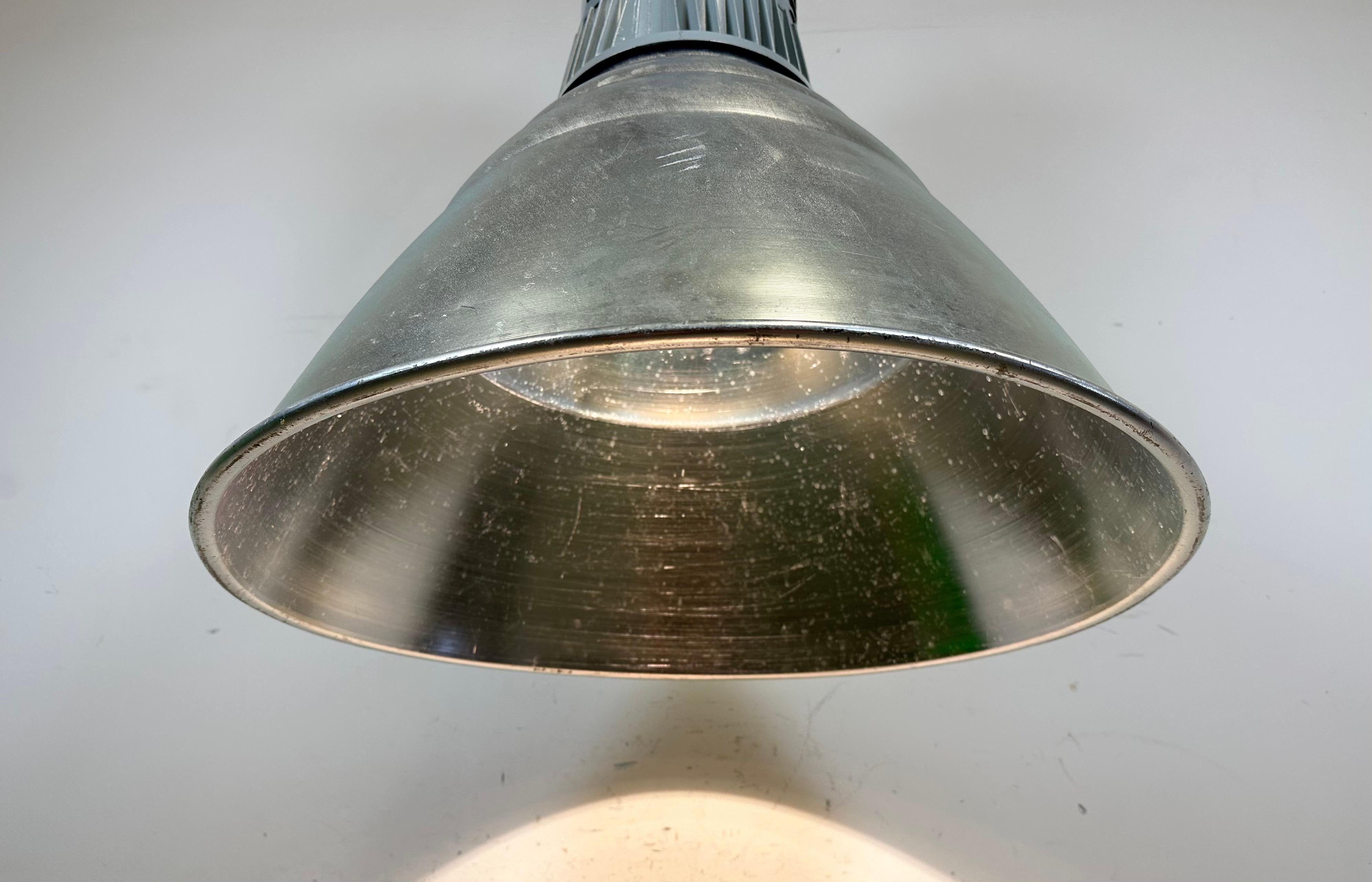 Large Industrial Aluminium Pendant Light from Elektrosvit, 1960s For Sale 5