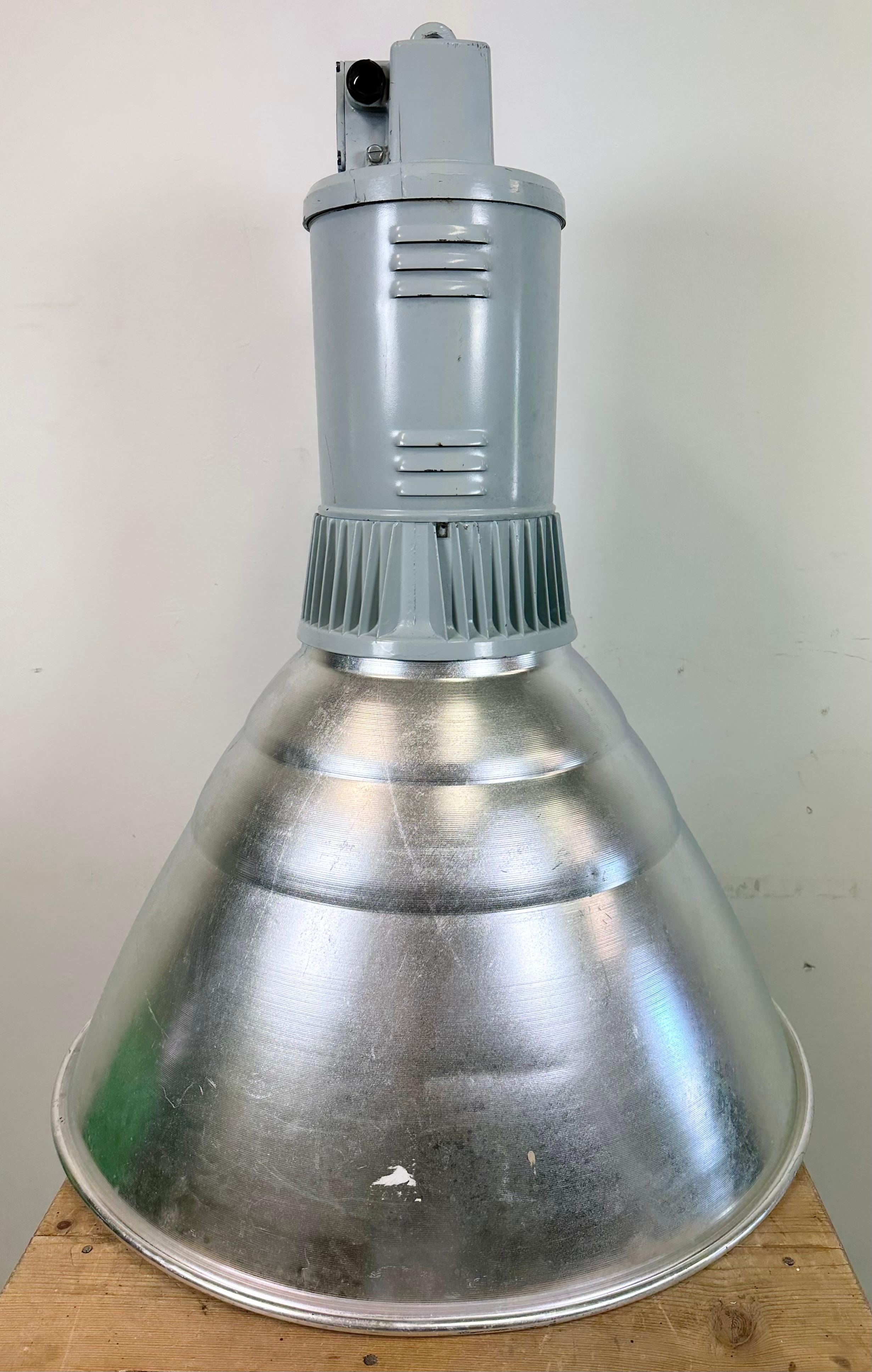 Large Industrial Aluminium Pendant Light from Elektrosvit, 1960s For Sale 7