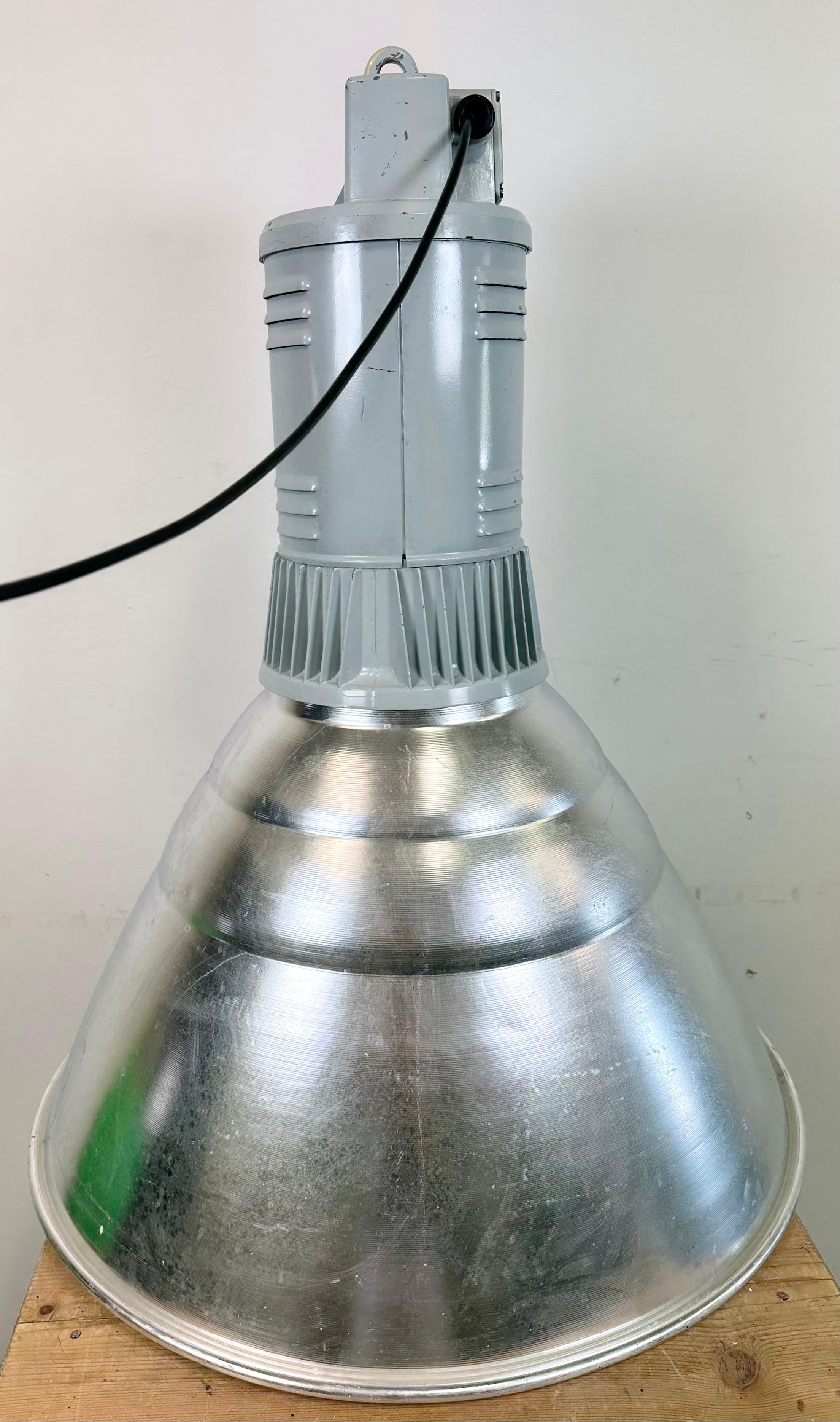 Large Industrial Aluminium Pendant Light from Elektrosvit, 1960s For Sale 10