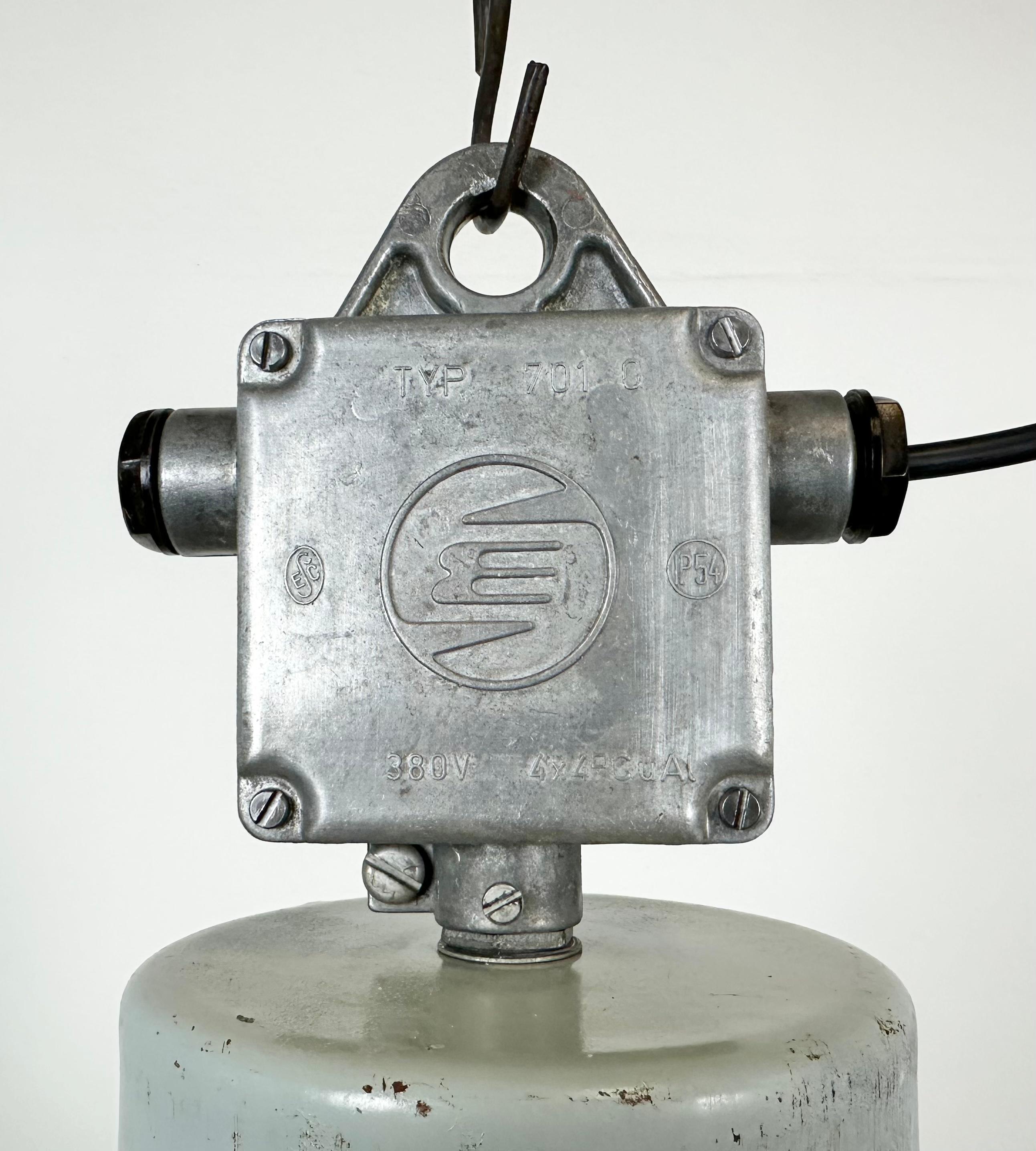 Aluminum Large Industrial Aluminium Pendant Light from Elektrosvit, 1960s For Sale