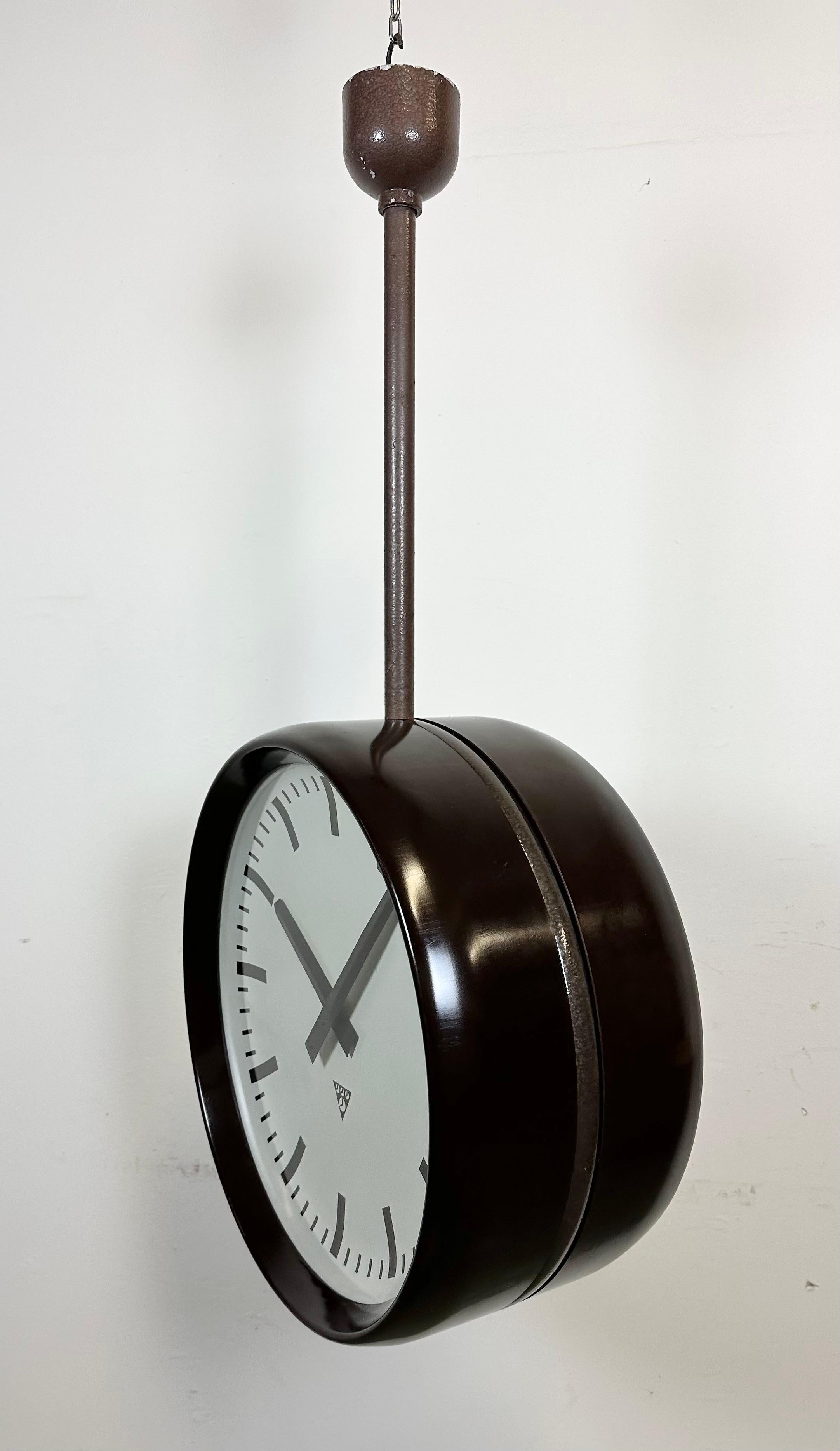 Large Industrial Bakelite Double Sided Factory Clock from Pragotron, 1950s 7