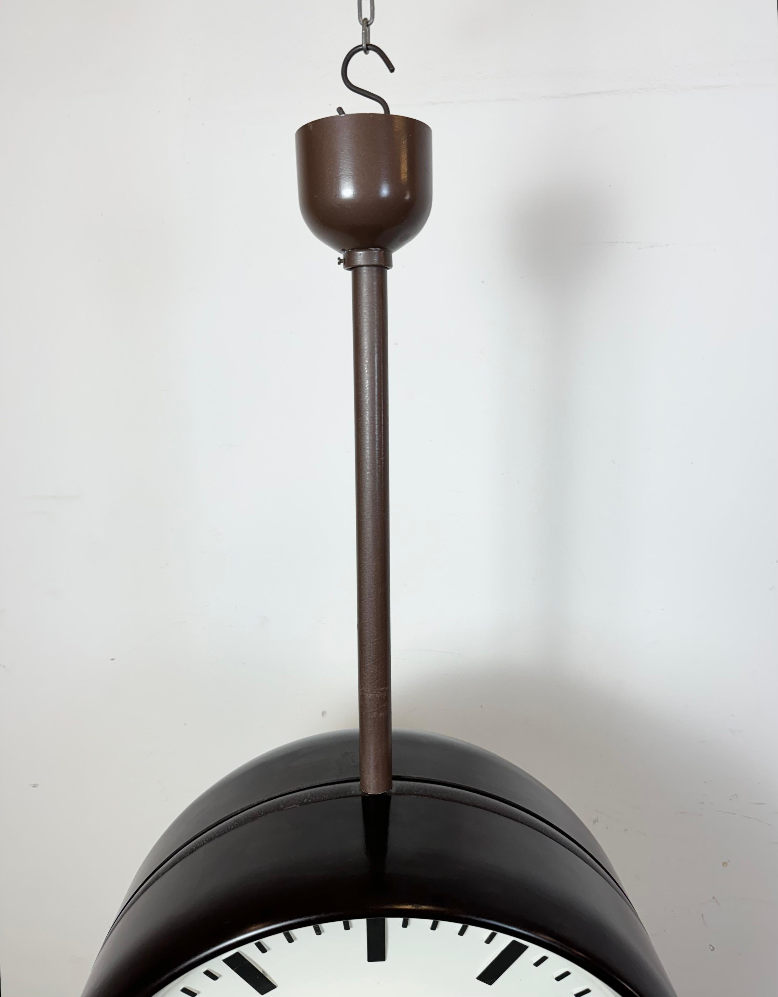 Gran Reloj Industrial de Fábrica de Baquelita de Doble Cara de Pragotron, años 50 en Bueno estado para la venta en Kojetice, CZ