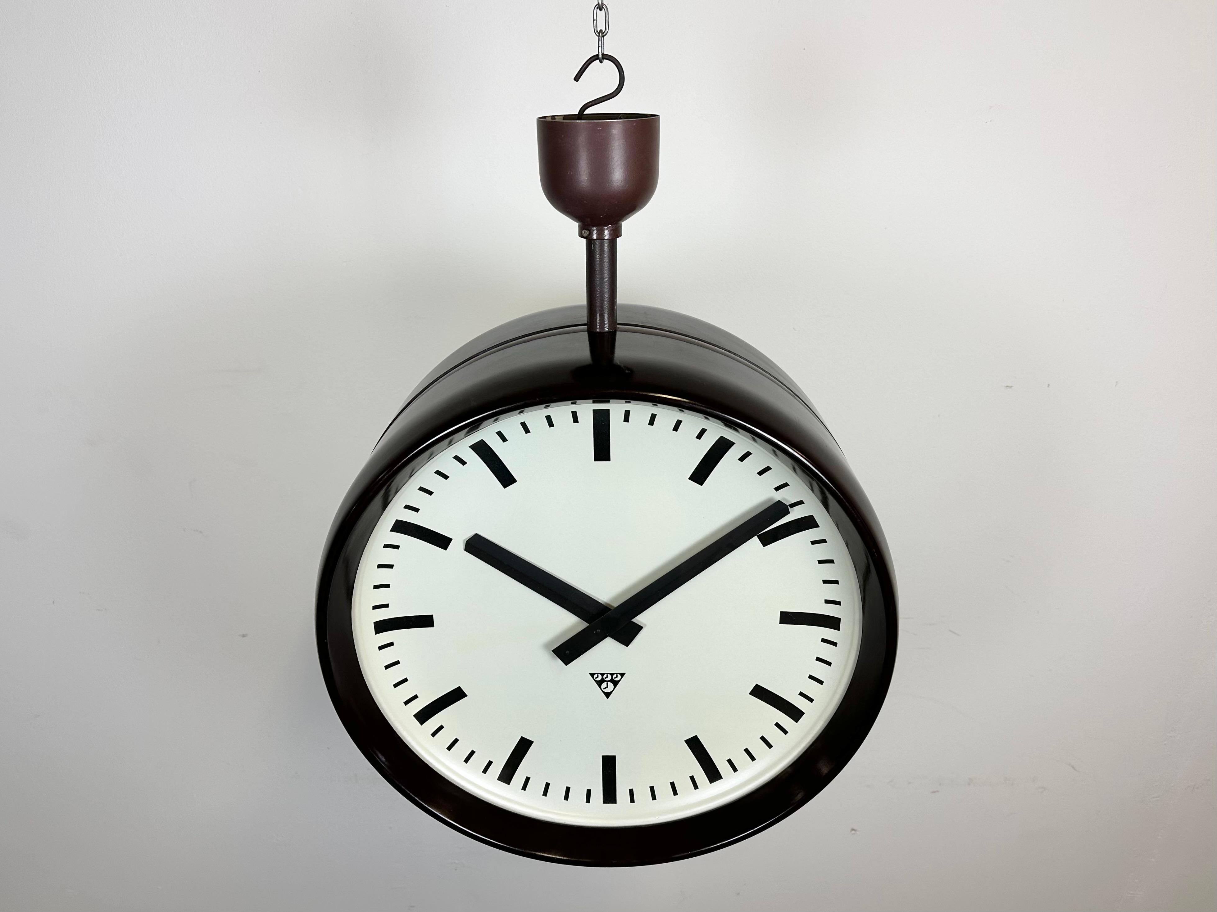 Large Industrial Bakelite Double Sided Factory Clock from Pragotron, 1950s For Sale 2