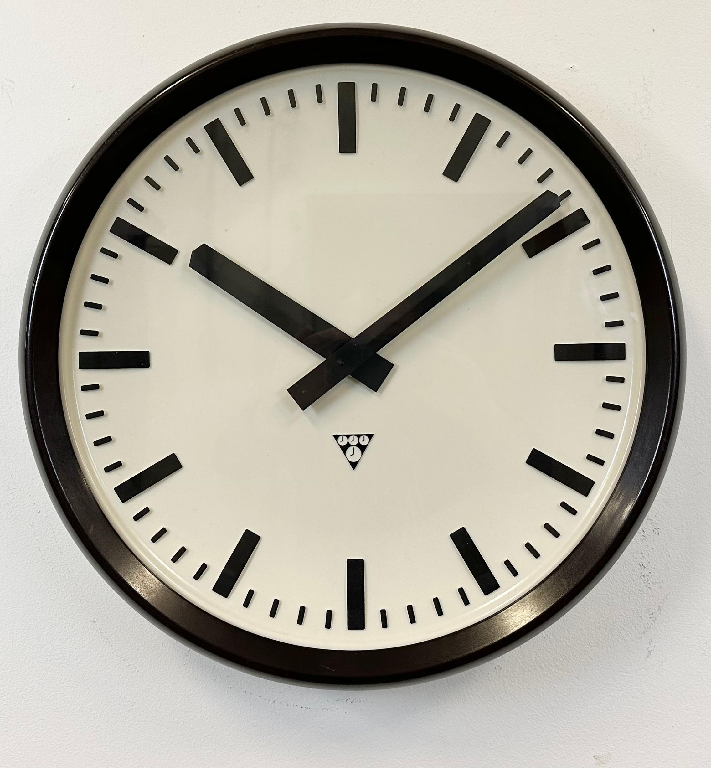 1960 wall clock