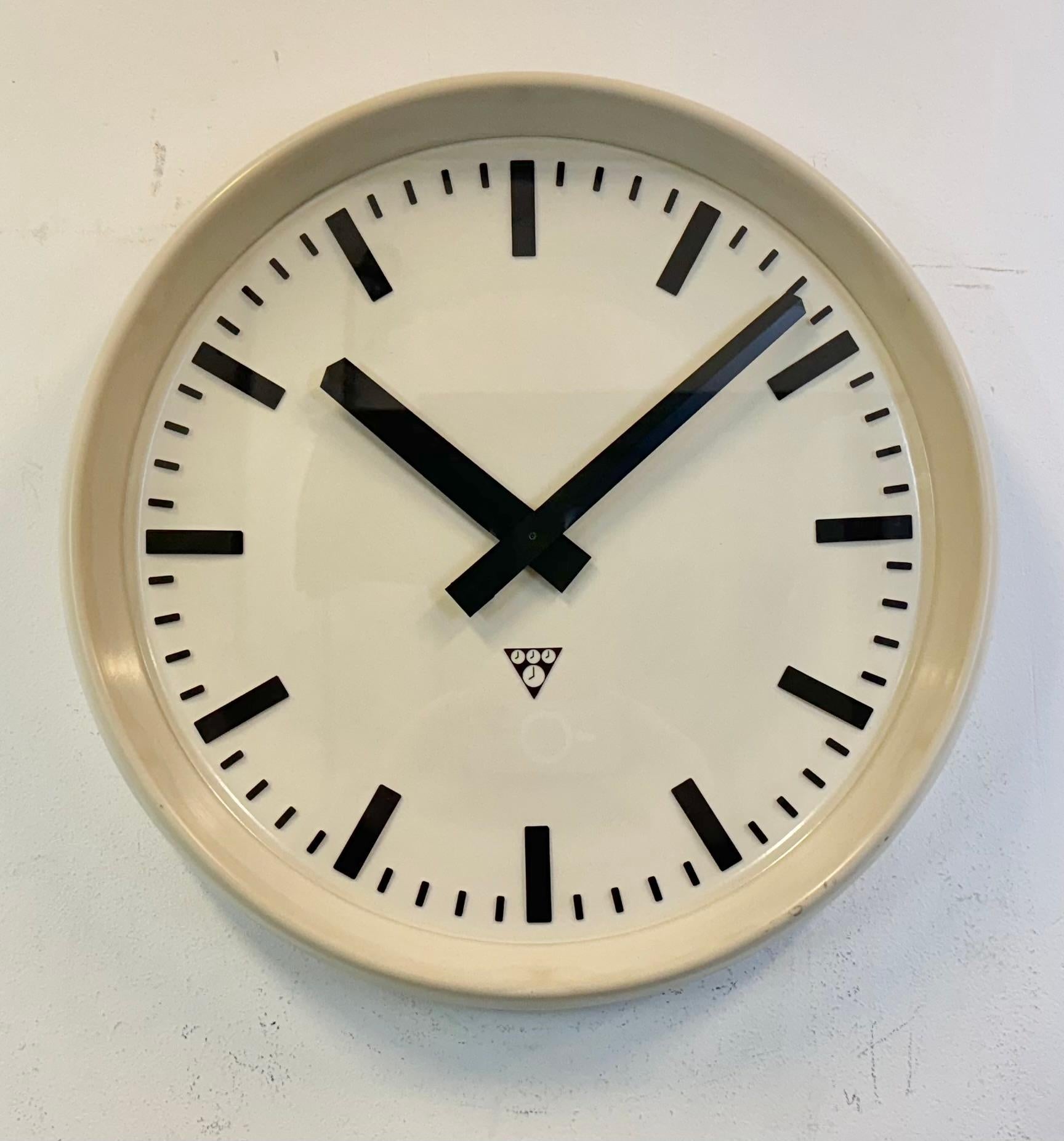 Czech Large Industrial Bakelite Factory Wall Clock from Pragotron, 1960s For Sale