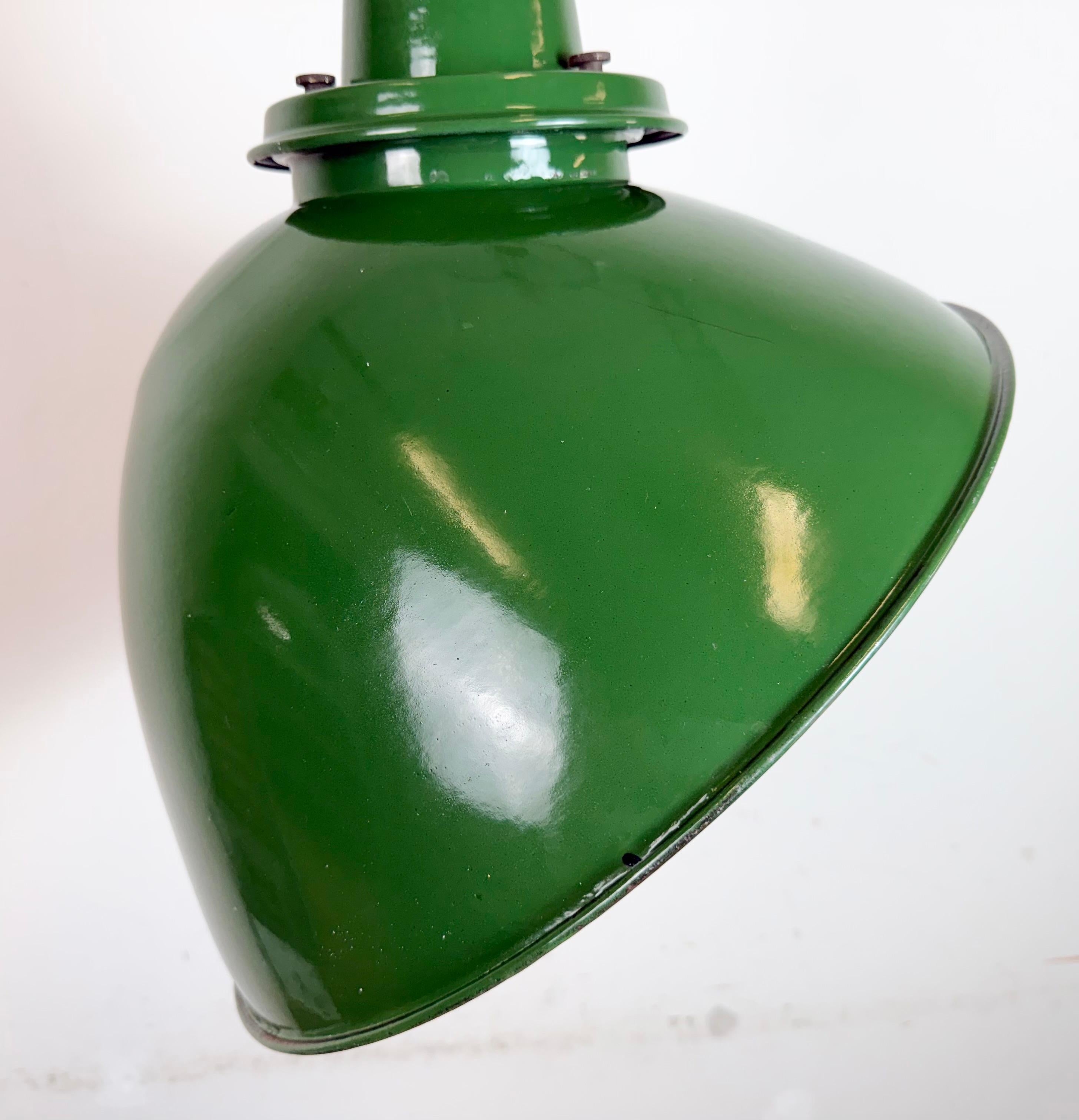 Large Industrial British Green Enamel Factory Pendant Lamp from Benjamin, 1960s For Sale 7