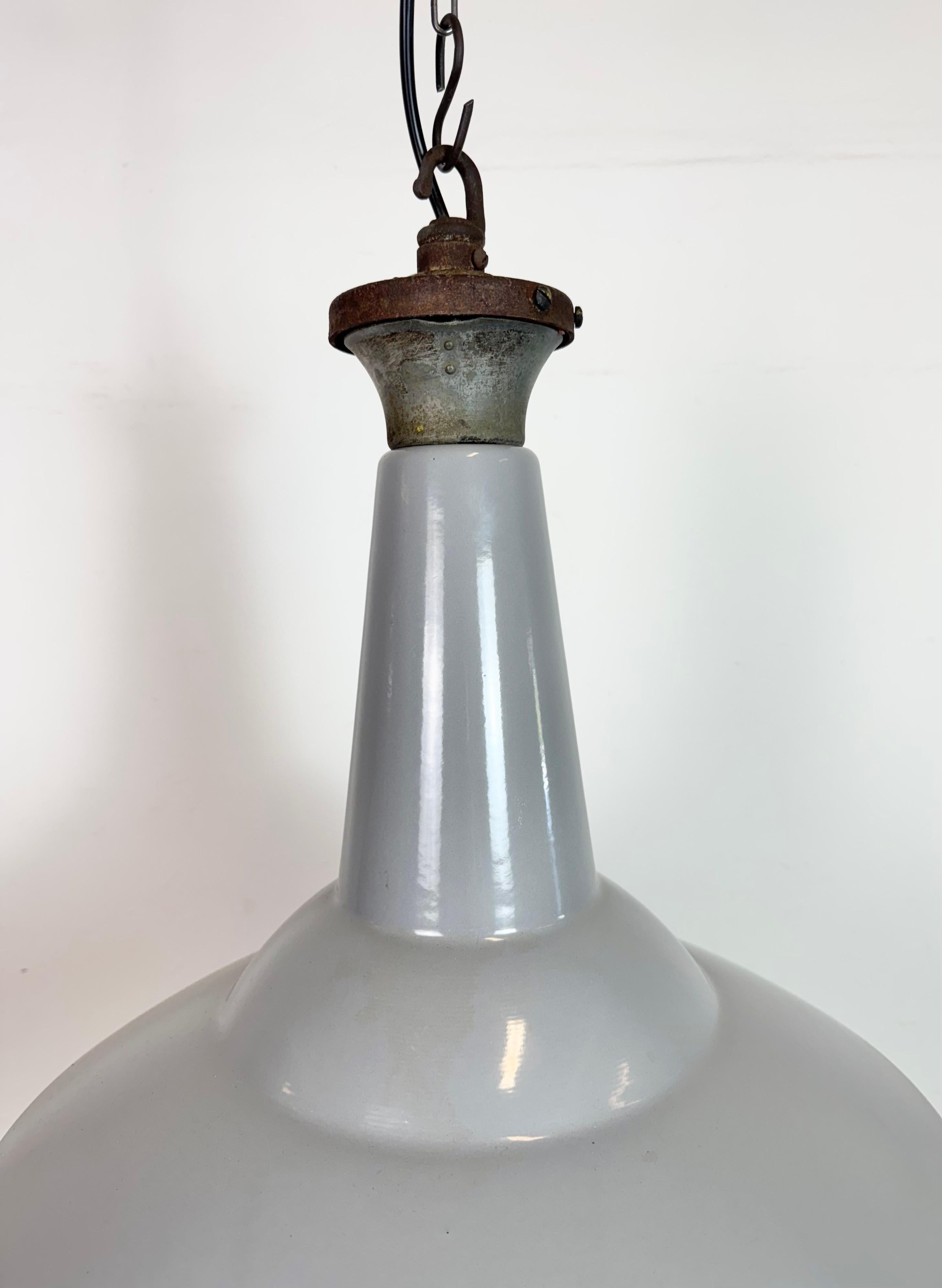 20th Century Large Industrial British Grey Enamel Factory Pendant Lamp from Benjamin, 1960s For Sale