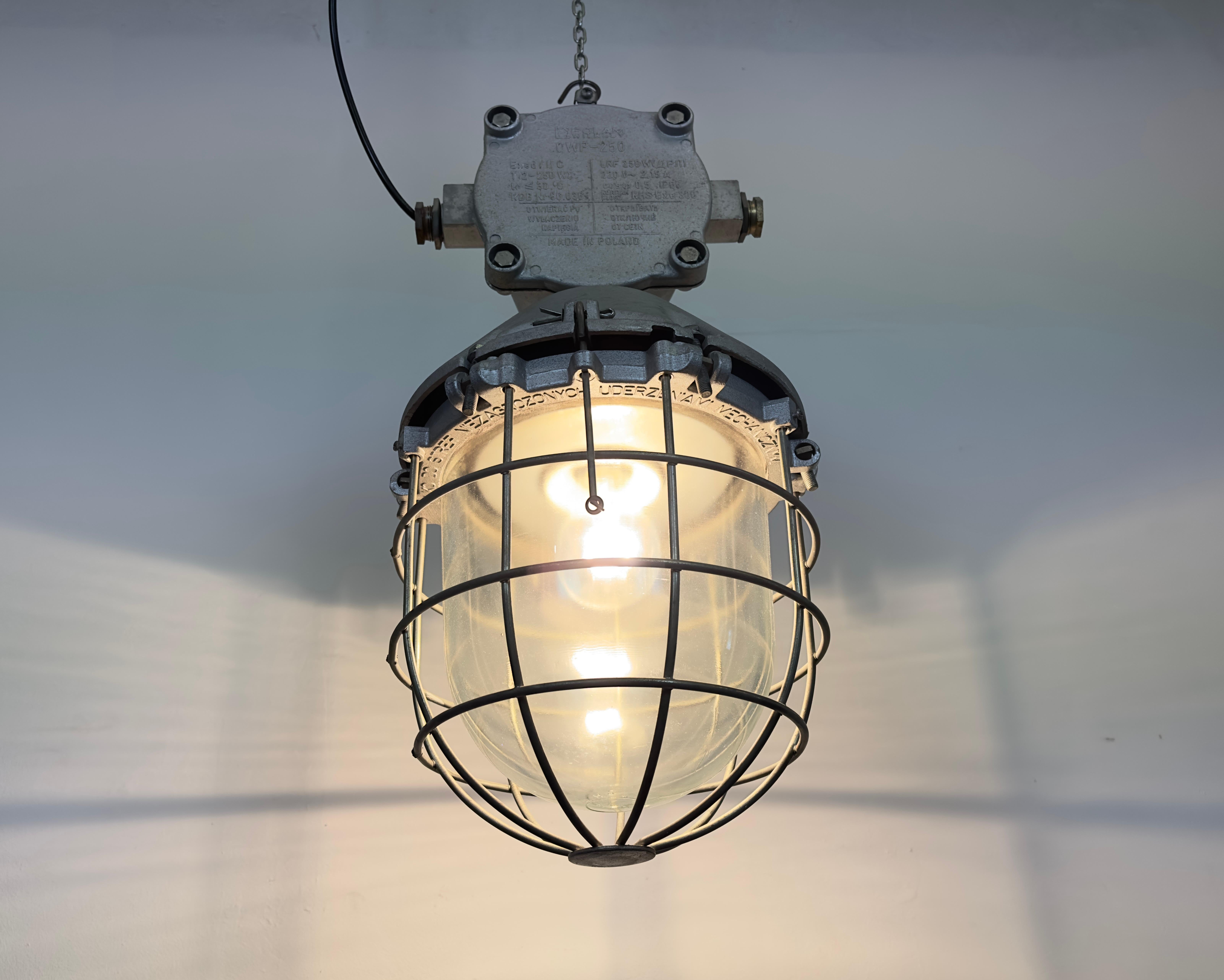 Large Industrial Cast Aluminium Cage Pendant Light, 1970 For Sale 6