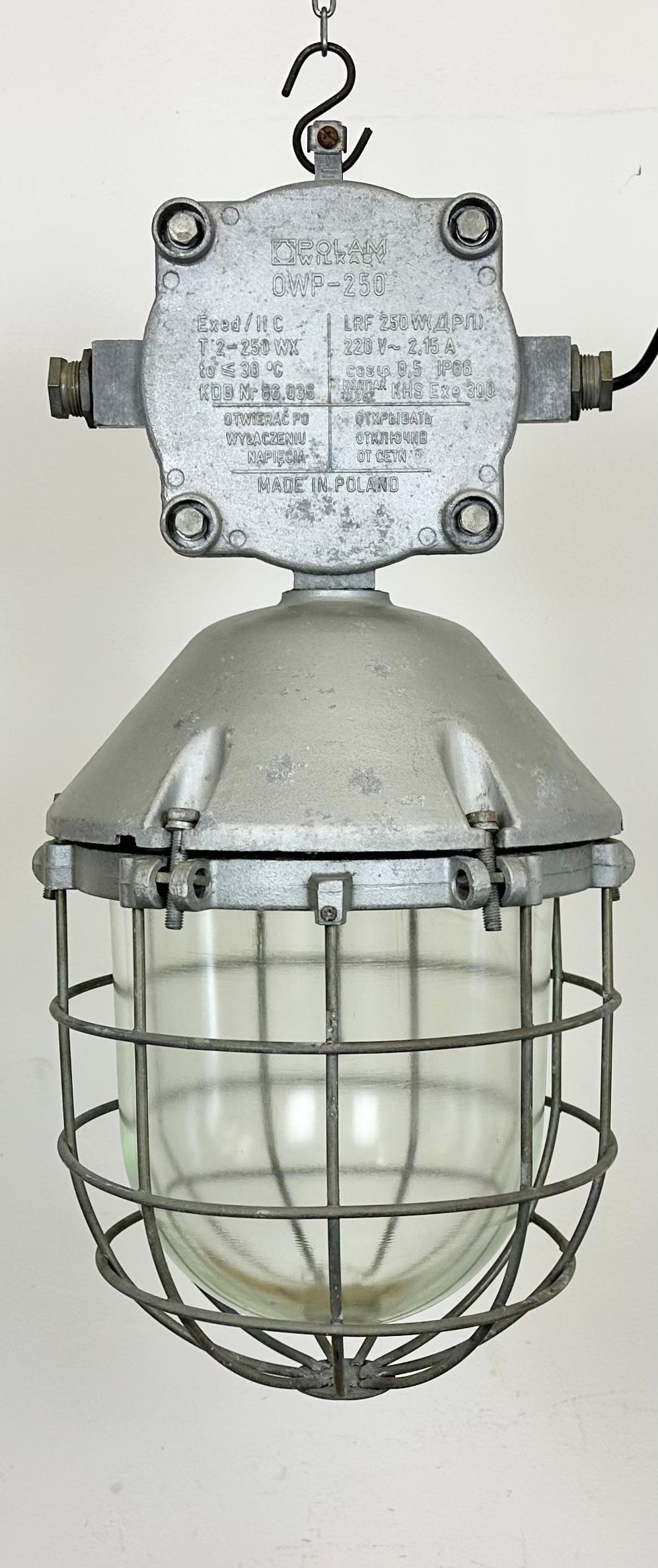 Polish Large Industrial Cast Aluminium Cage Pendant Light, 1970 For Sale