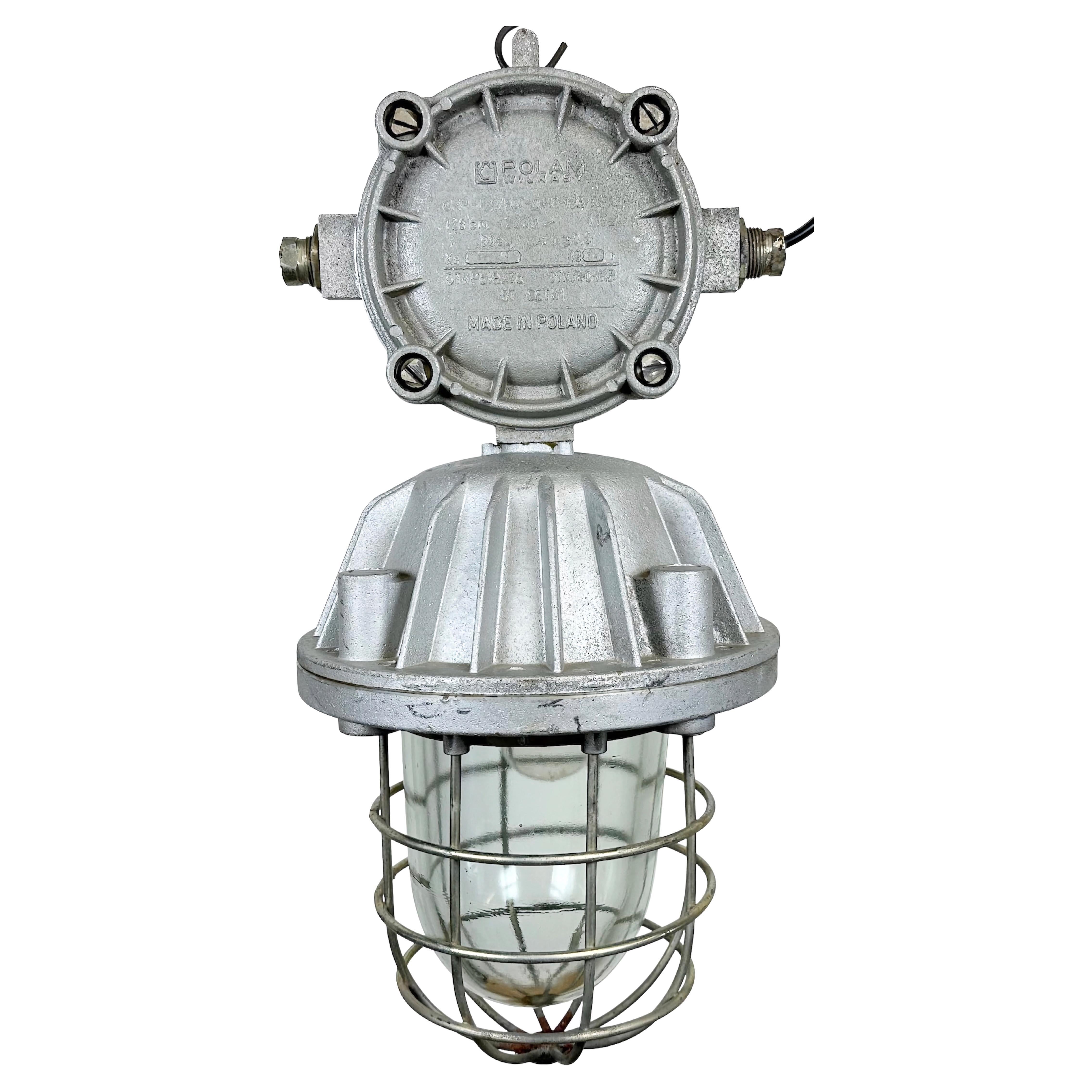 Grande lampe à suspension industrielle en cage d'aluminium moulé, années 1970 en vente