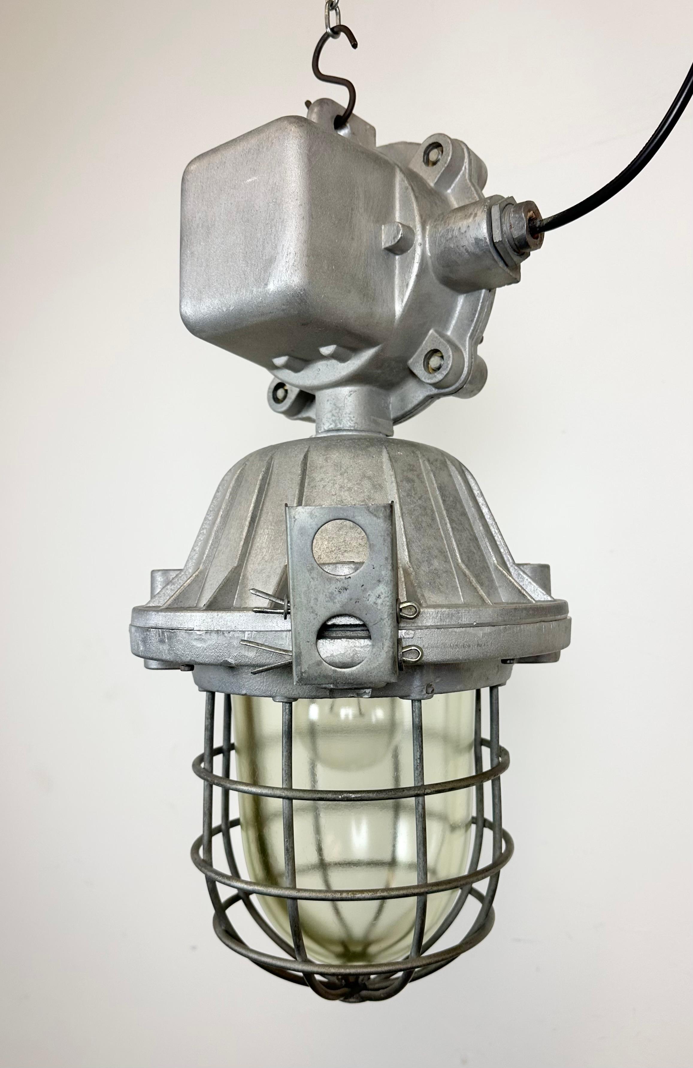 Large Industrial Cast Aluminium Cage Pendant Light, 1970s For Sale 9