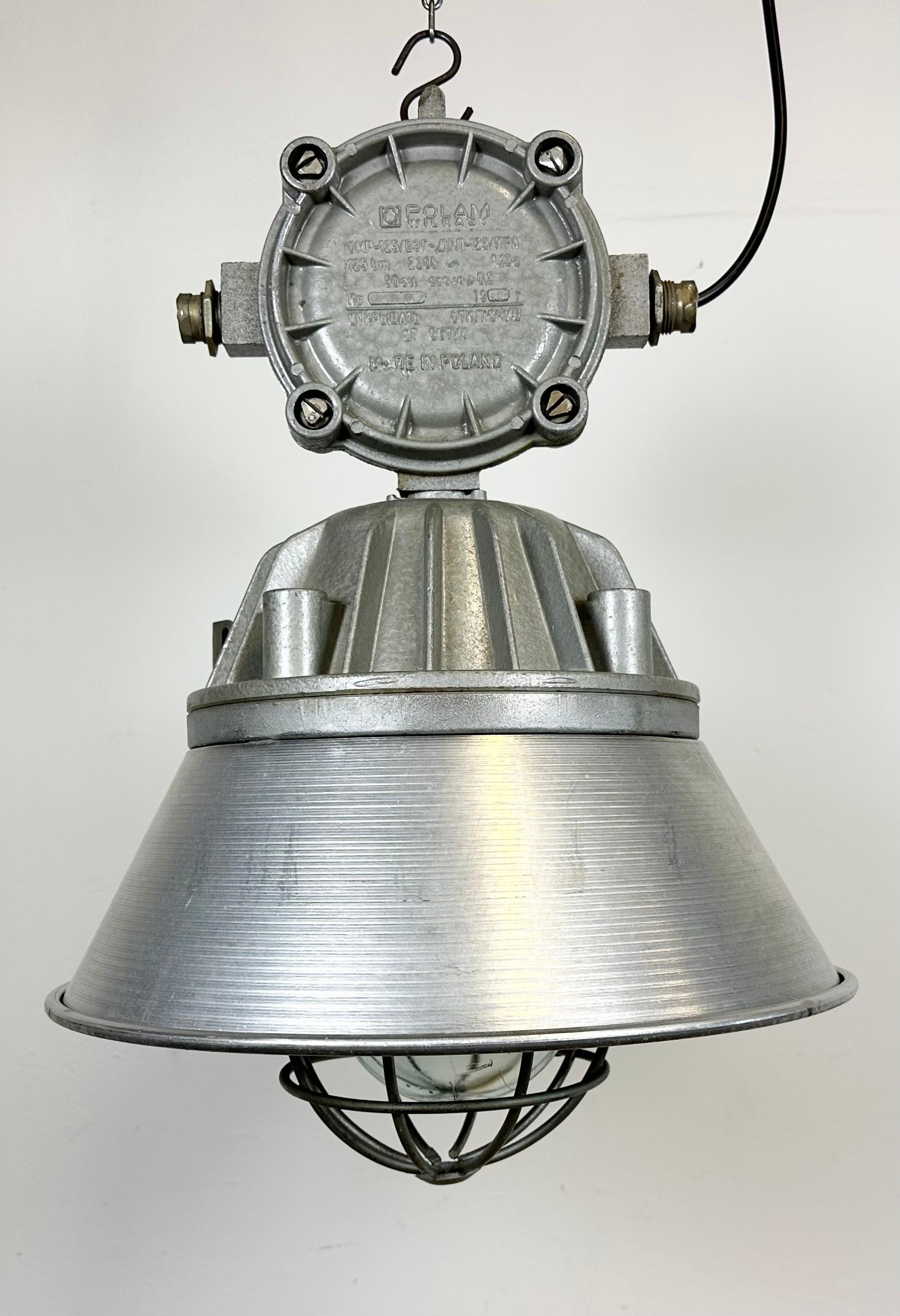 Large Industrial Cast Aluminium Cage Pendant Light from Polam Wilkasy, 1970s In Good Condition For Sale In Kojetice, CZ