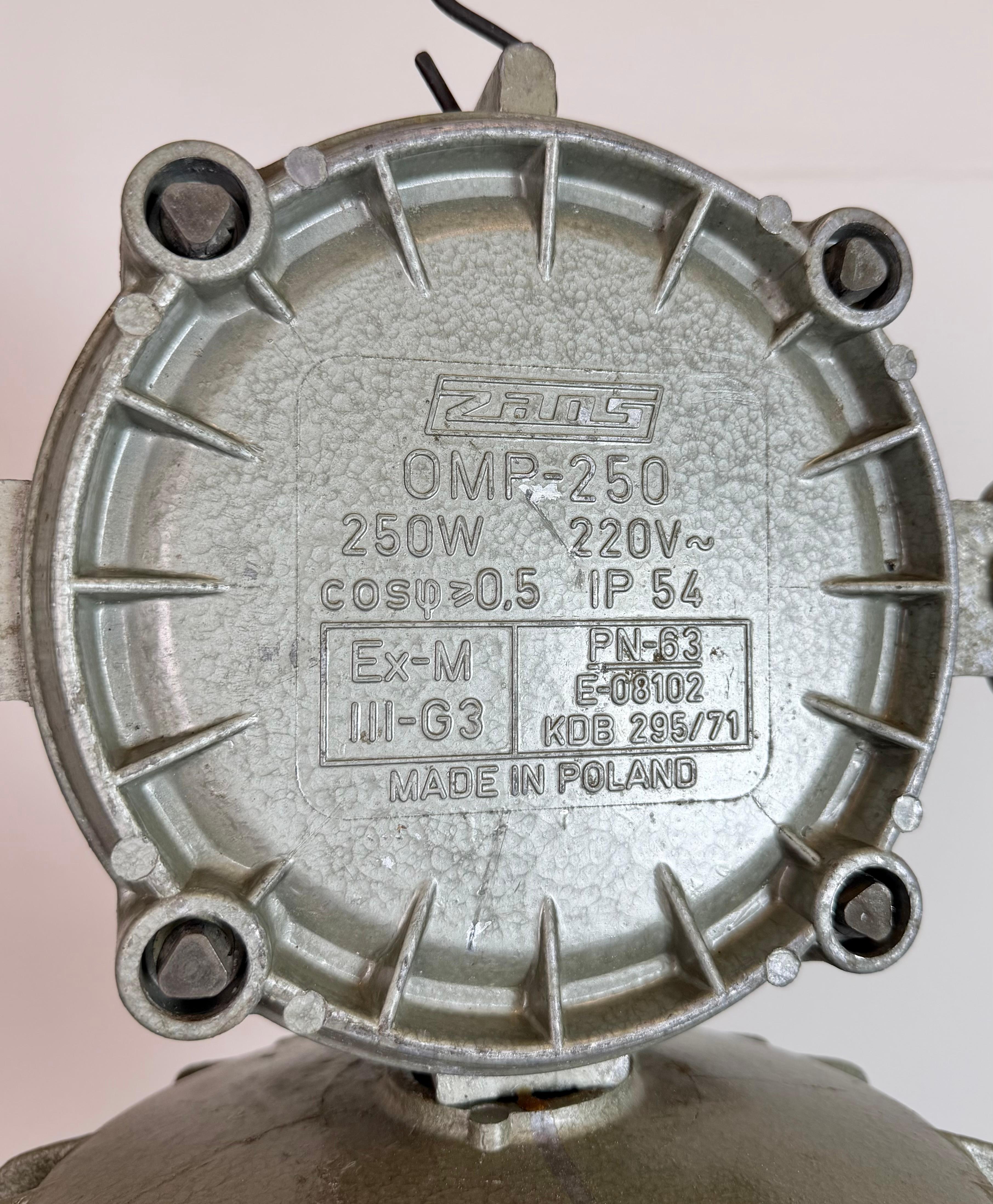 Gran lámpara colgante industrial de jaula de aluminio fundido de Zaos, años 70 en venta 1