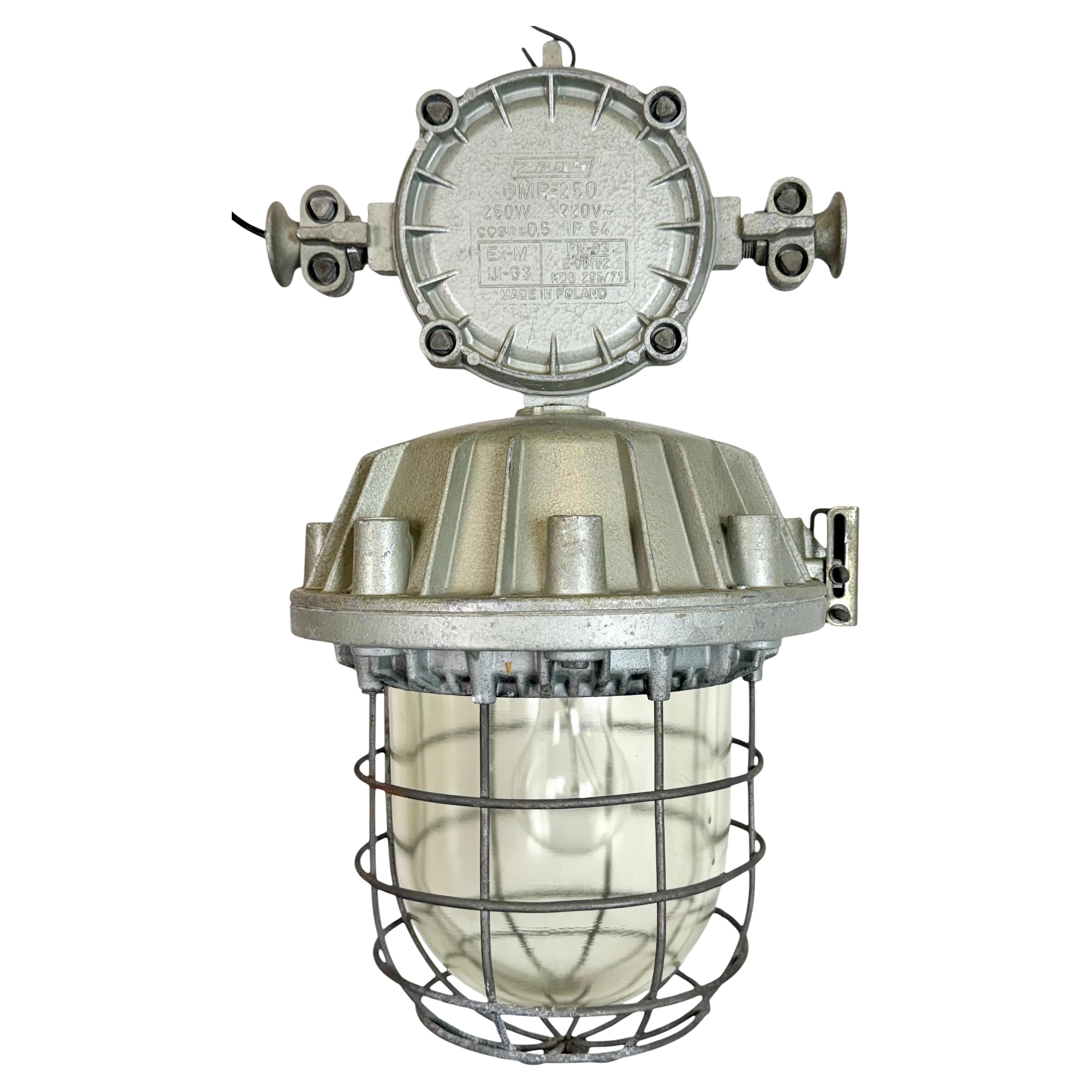 Grande sospensione industriale a gabbia in alluminio fuso di Zaos, anni
70