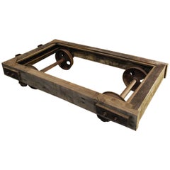 Grande carrello industriale con ruote forgiate e piano in vetro