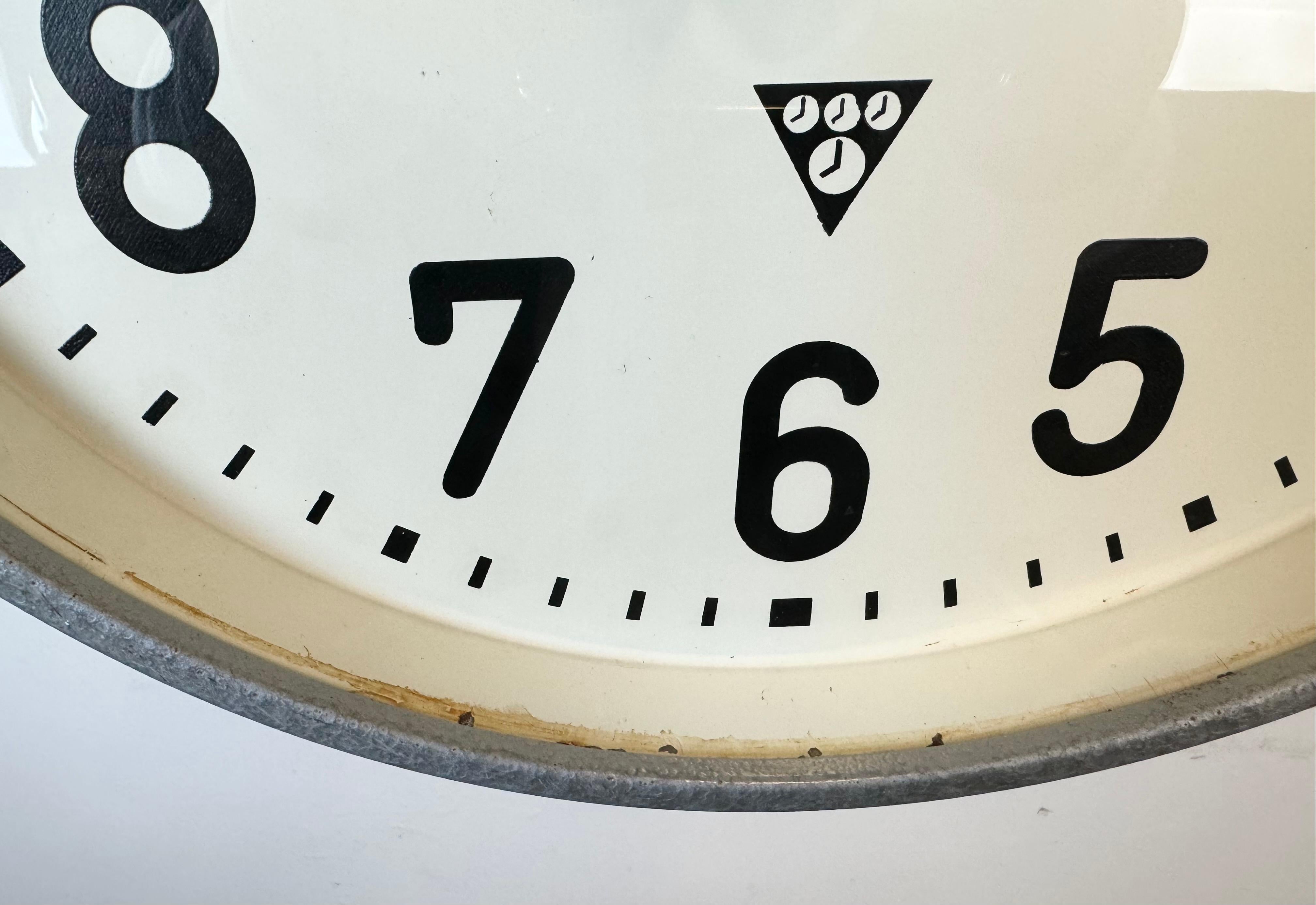 Large Industrial Double Sided Railway or Factory Clock from Pragotron, 1950s For Sale 7