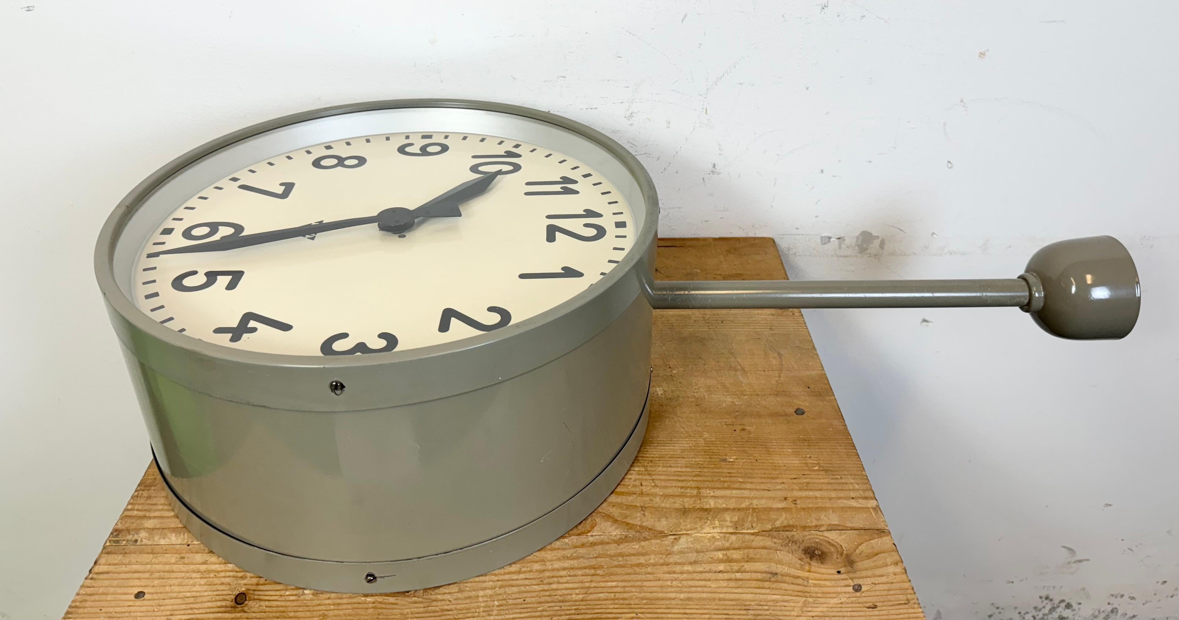 Large Industrial Double Sided Railway or Factory Clock from Pragotron, 1950s For Sale 8