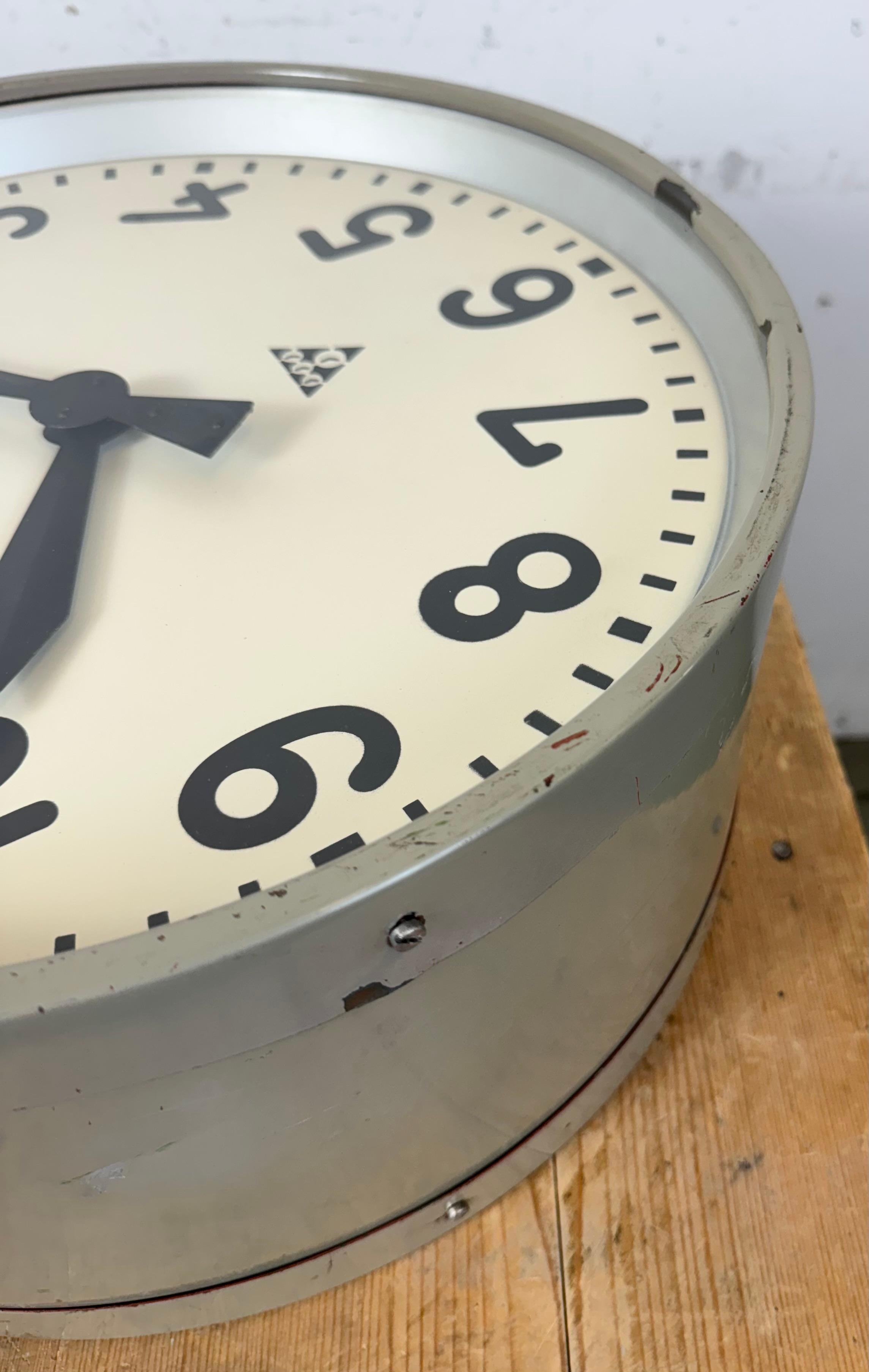 Large Industrial Double Sided Railway or Factory Clock from Pragotron, 1960s For Sale 13