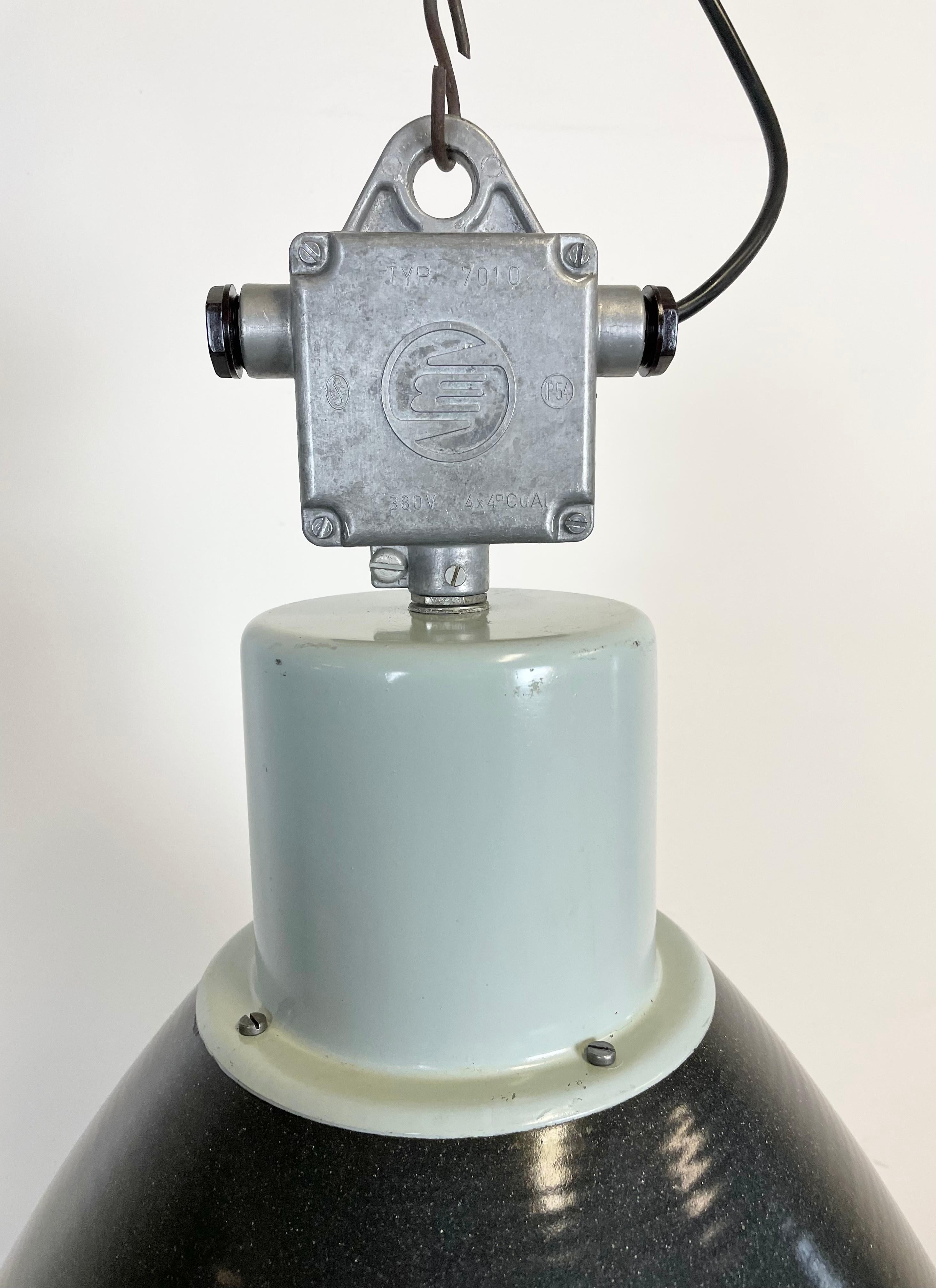 Large Industrial Enamel Factory Pendant Lamp from Elektrosvit, 1960s For Sale 9