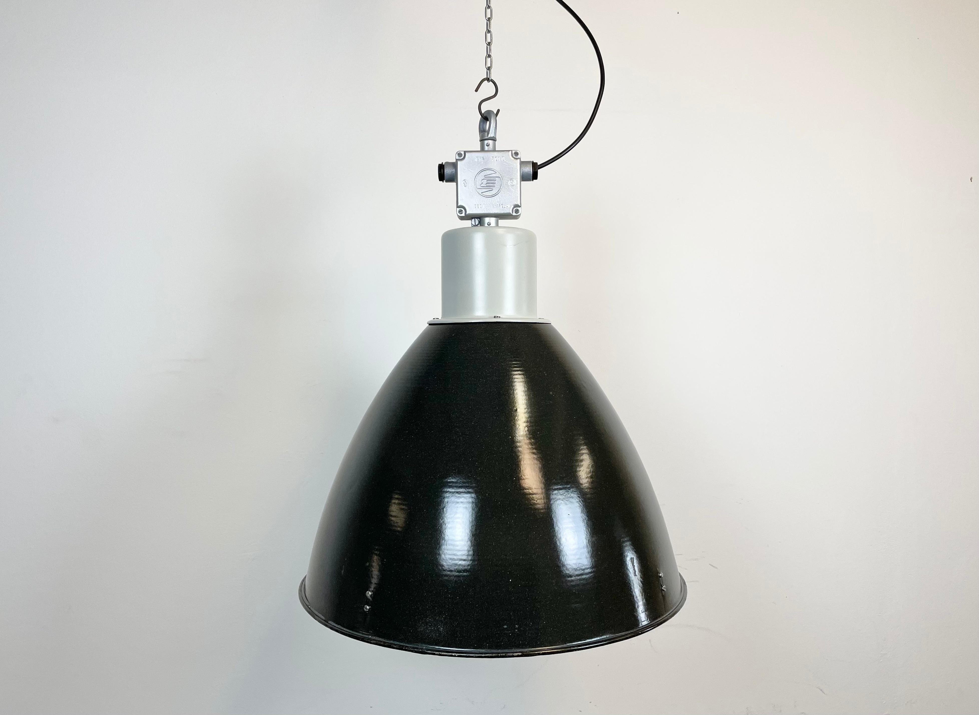 Czech Large Industrial Enamel Factory Pendant Lamp from Elektrosvit, 1960s For Sale