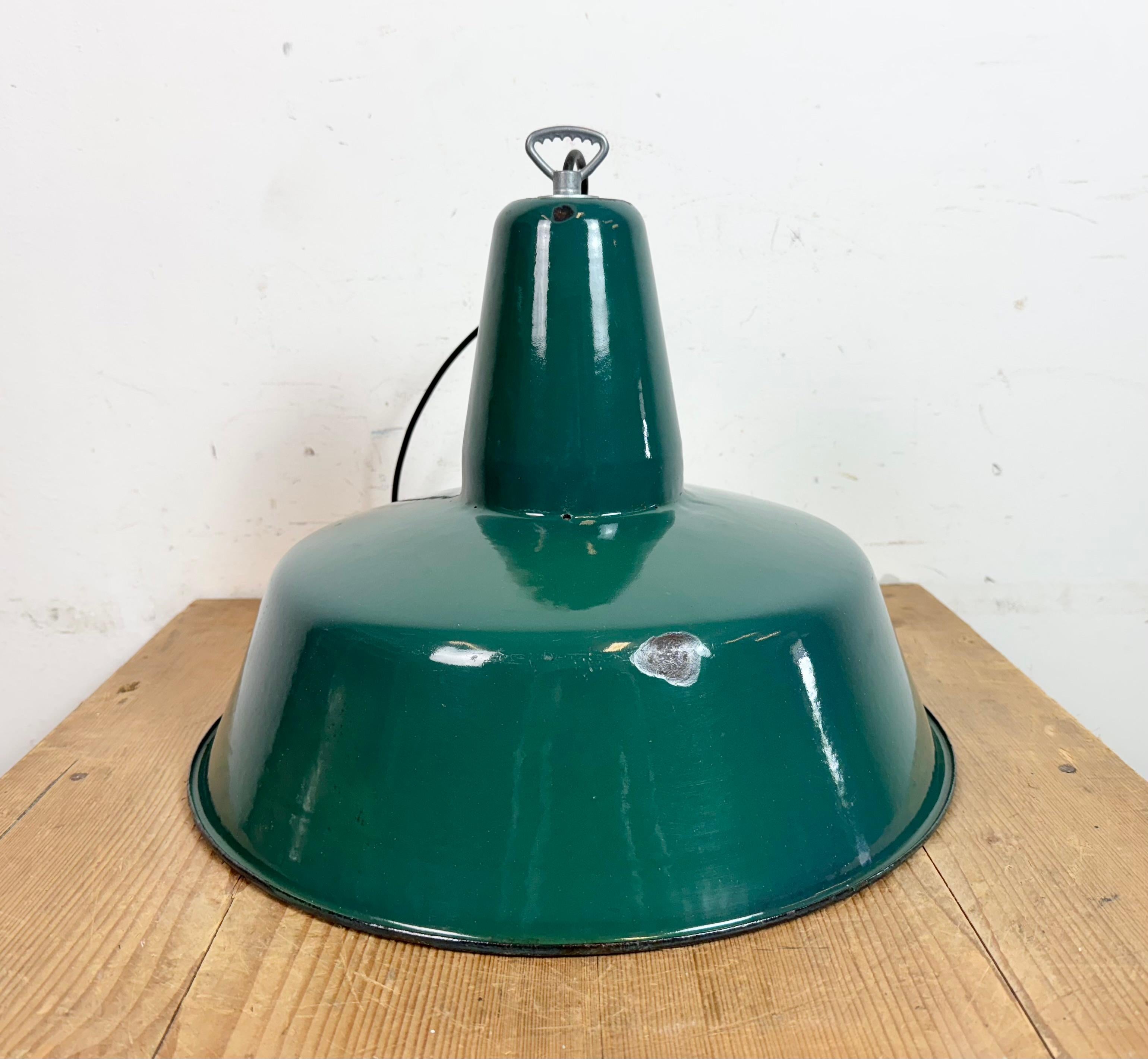Large Industrial Green Enamel Factory Pendant Lamp, 1960s For Sale 6