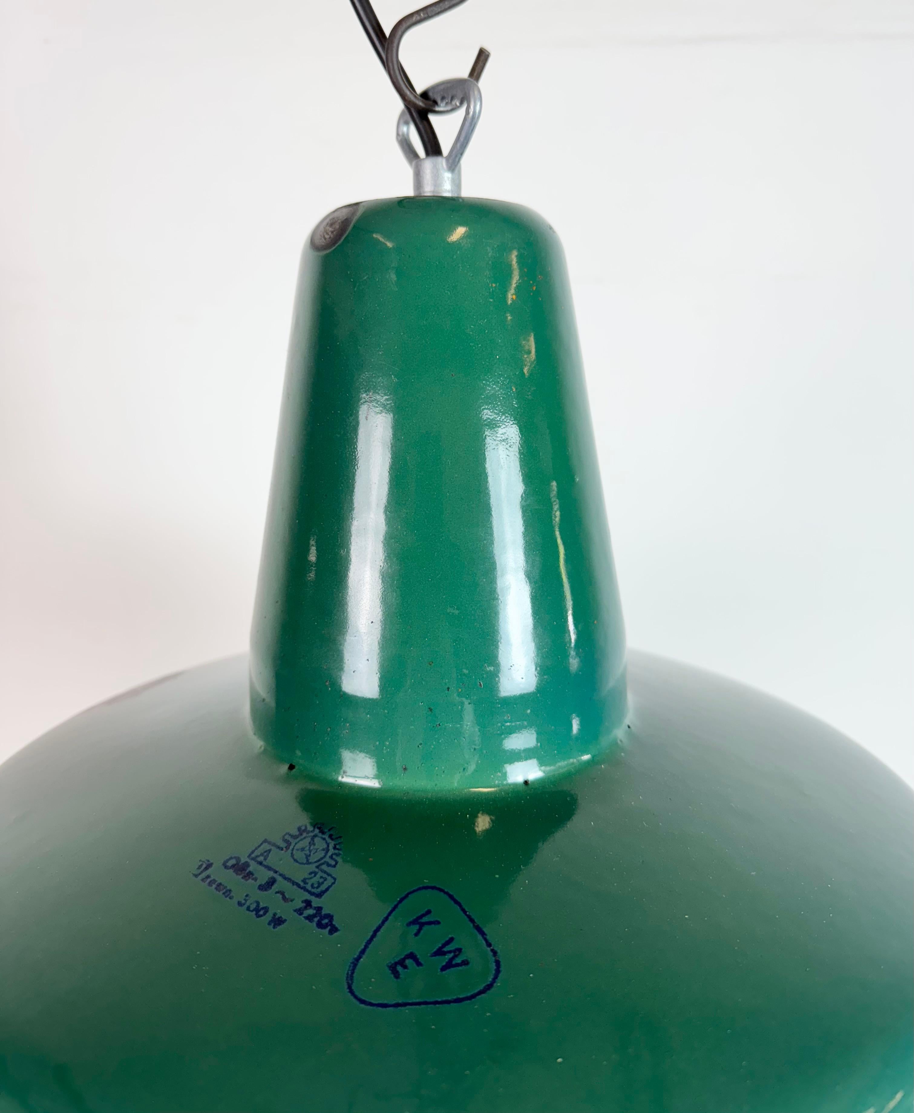 Large Industrial Green Enamel Factory Pendant Lamp, 1960s In Good Condition For Sale In Kojetice, CZ