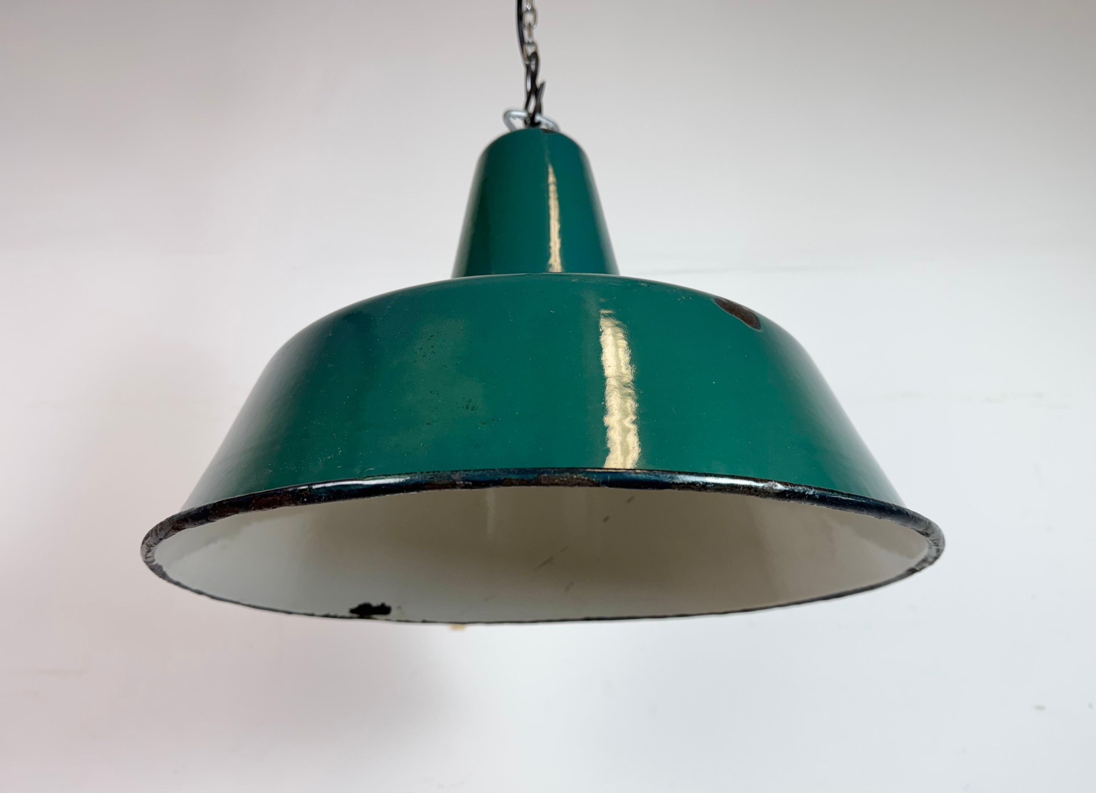 Large Industrial Green Enamel Factory Pendant Lamp, 1960s For Sale 2